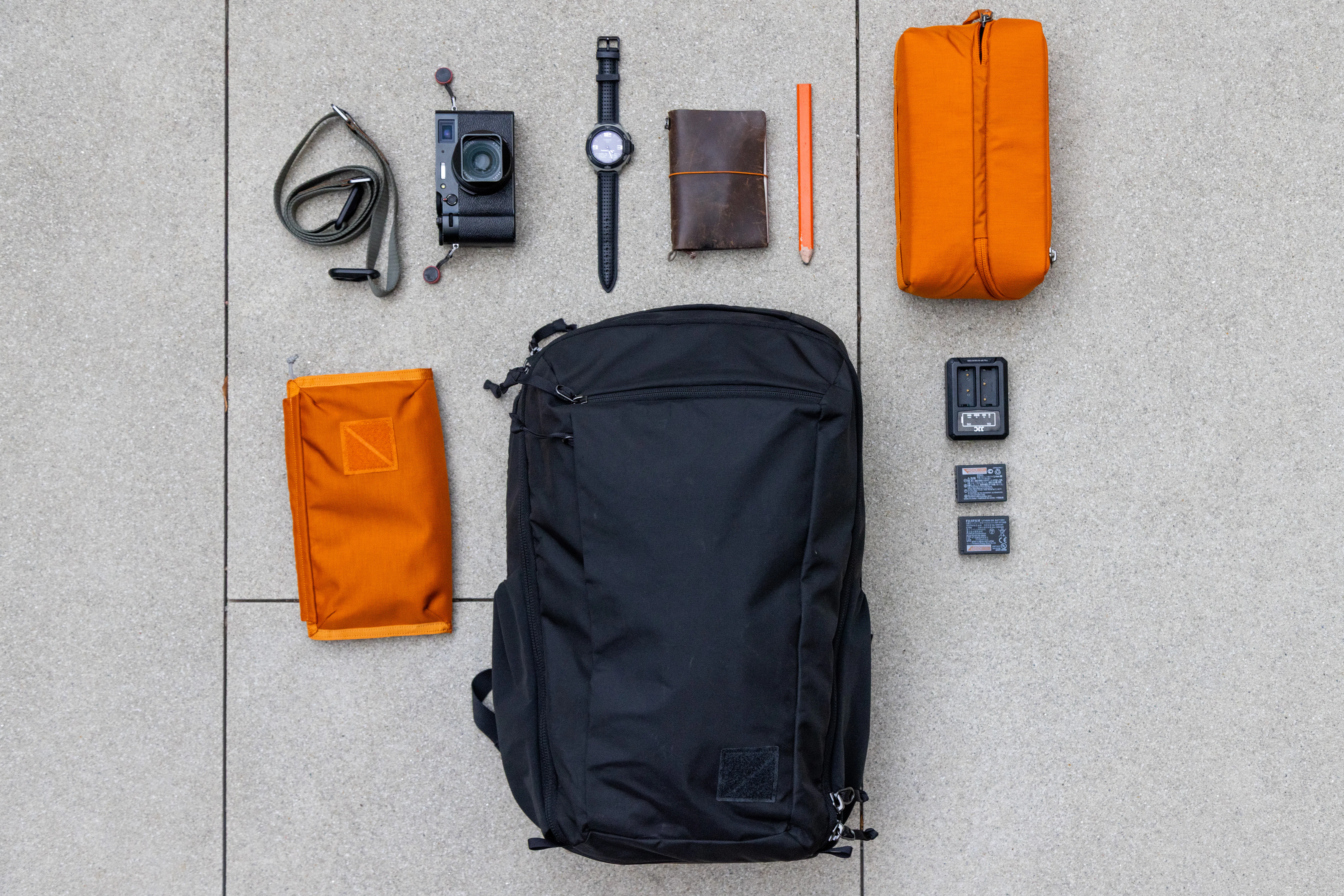 Back pack is going in to the garage if no one Free items for garage sale or personal use in Needville main image 2
