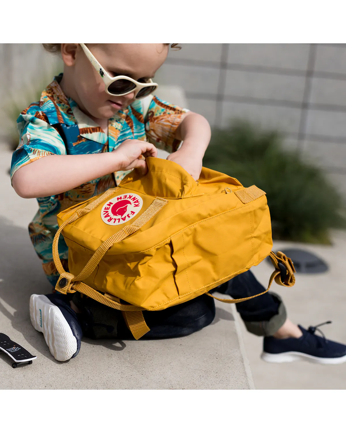 fjallraven kanken mini backpack - ochre Knken Fjllrven SEA Its revolutionary design means the weight of your cargo will be evenly distributed on your shoulders for a healthier back and a more comfortable experience Yellow Kanken Backpack Wish Bag