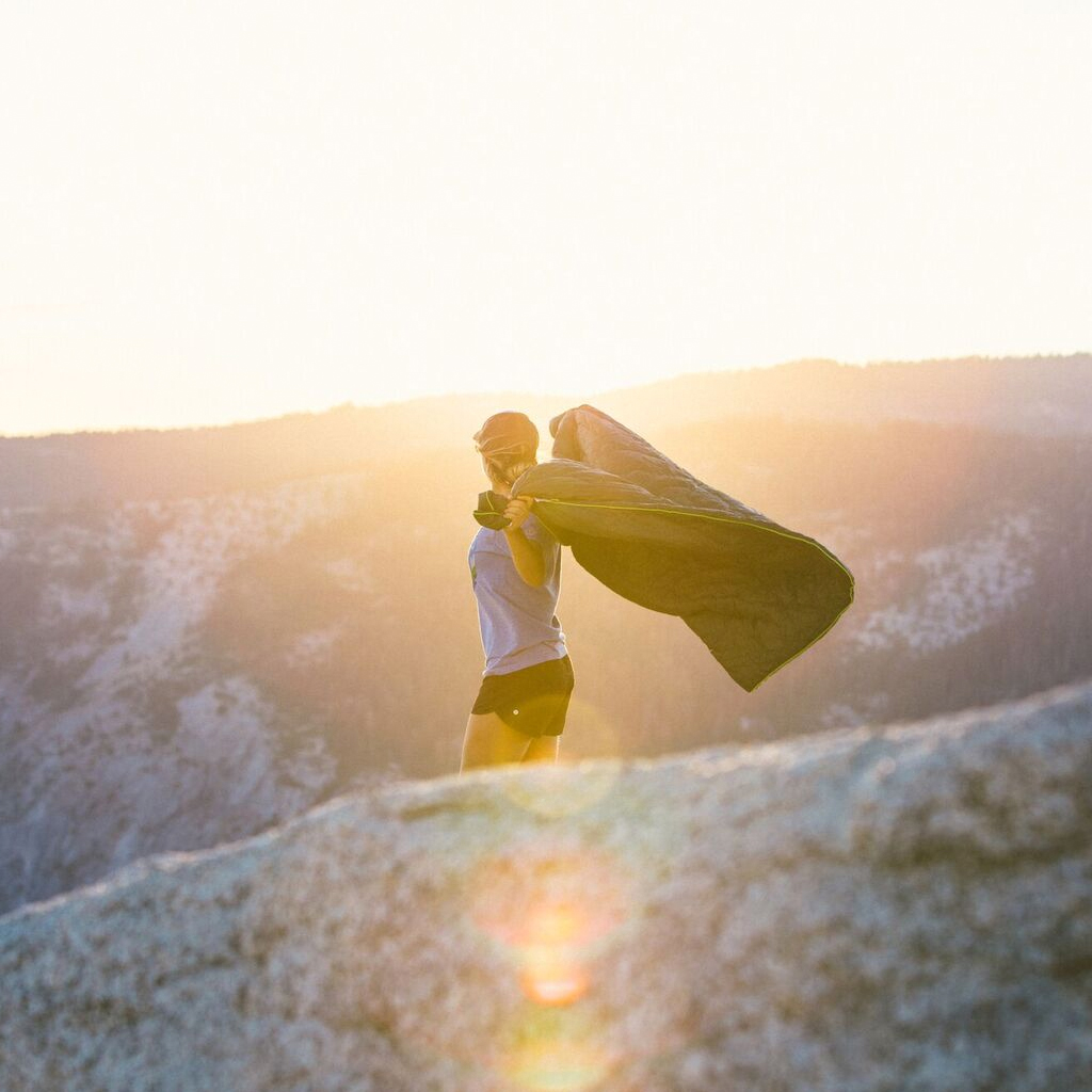Rumpl Yosemite Valley Puffy Queen Forest Green Blankets Huckberry
