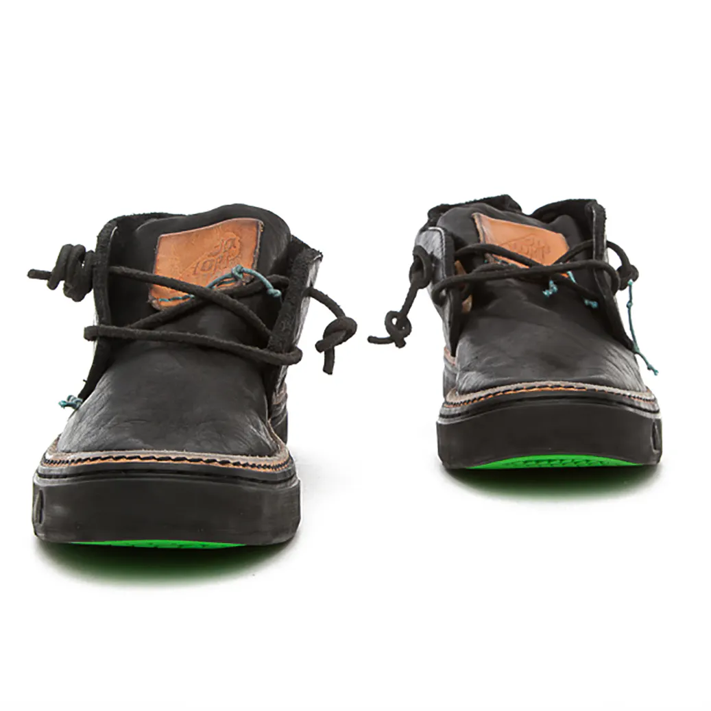 Antai Chukka Satorisan Leather Boot Shoes EU 43. Satorisan Antai Chukka - Caramel | Boots | Huckberry main image 2
