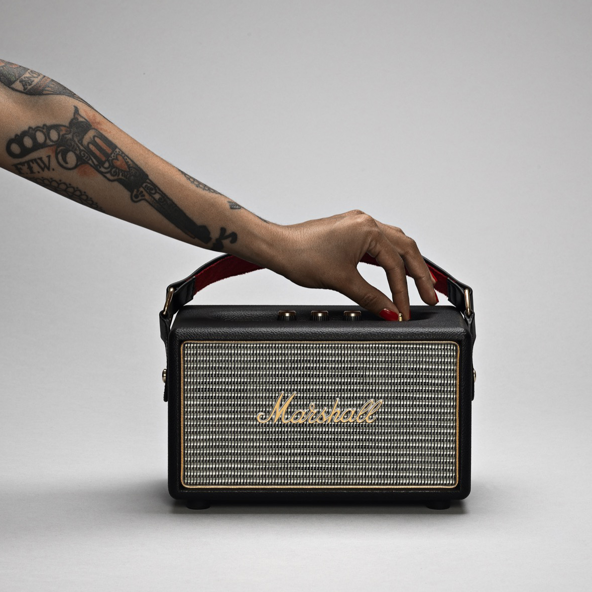 Marshall Kilburn Portable Speaker - Black | undefined