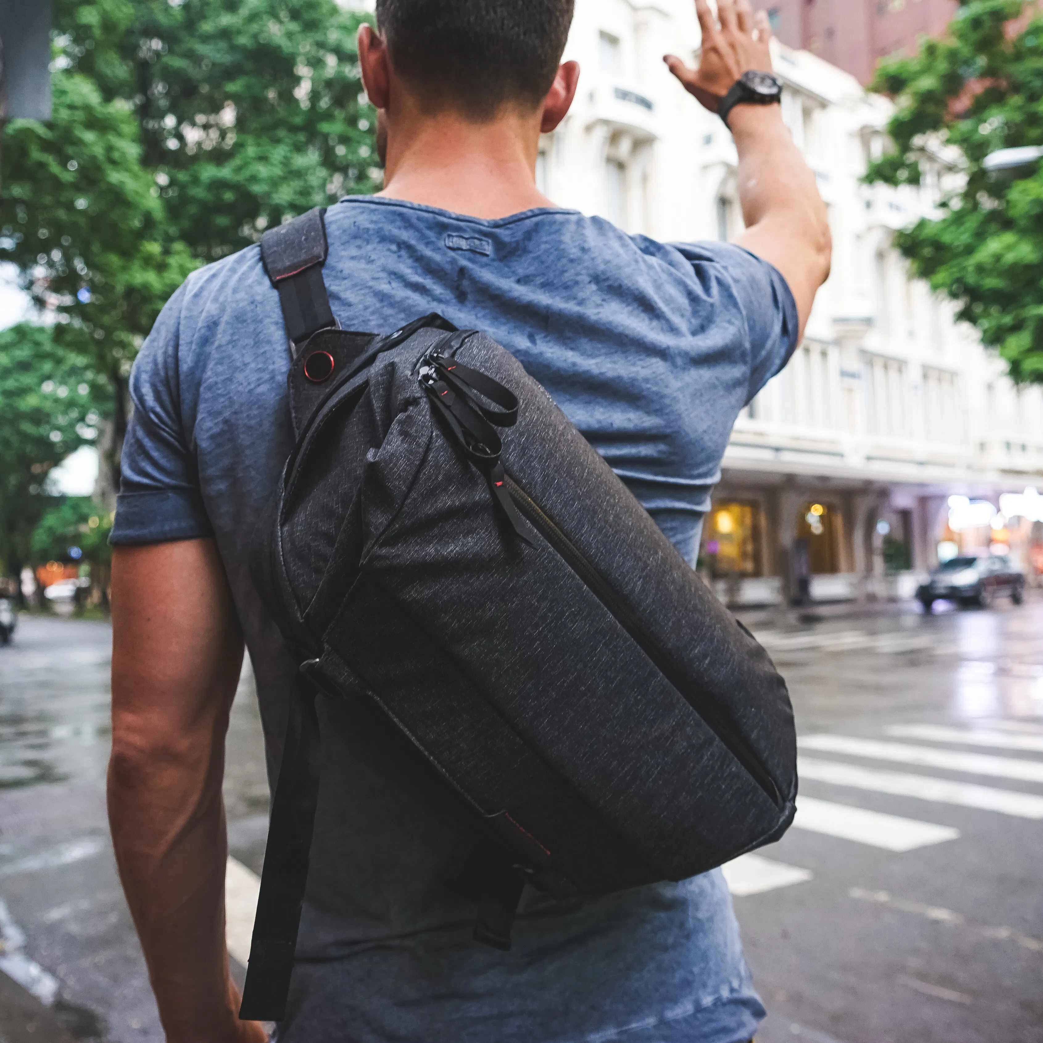 Peak Design Everyday Sling - 10L - Charcoal | undefined | Huckberry