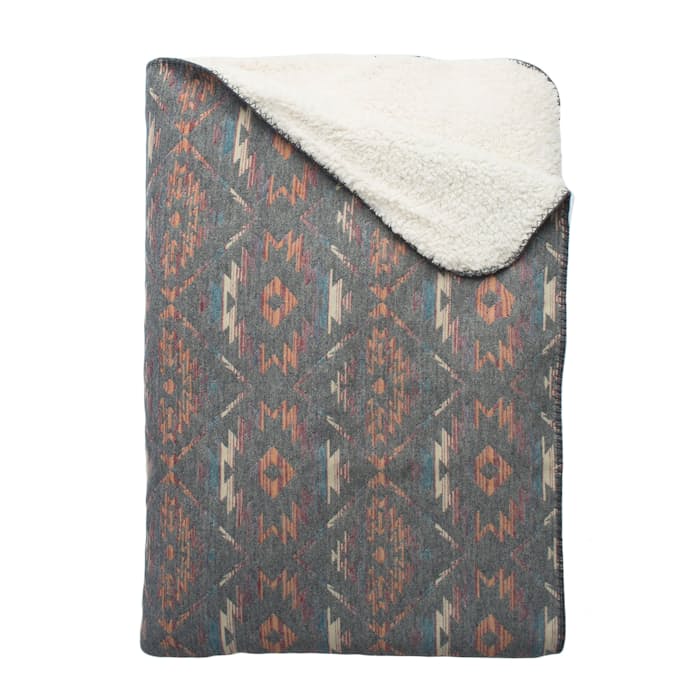 Ofw1hERydA_fahertybrand_aspen_sherpa_blanket_0_original.jpg?auto