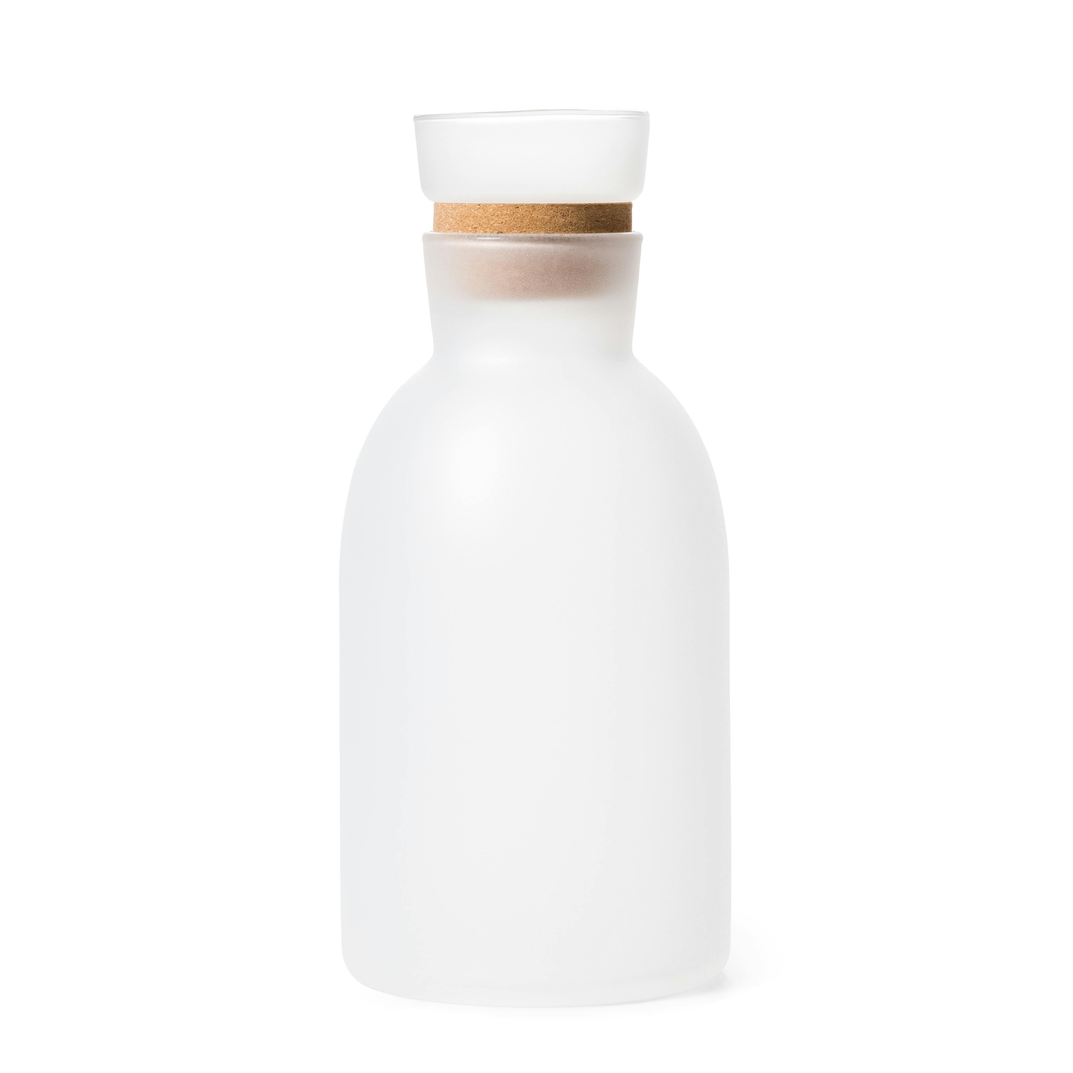 Hubert® 1 L Stainless Steel Decanter with Base and Etched Whole Milk  Imprint - 6W x 4 1/2D x 11 1/2H