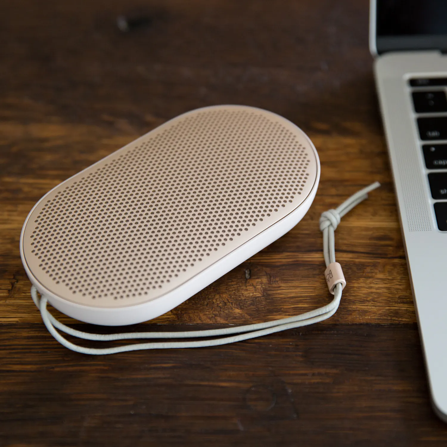 Bang & Olufsen BeoPlay P2 Sand Stone - Sand Stone | undefined