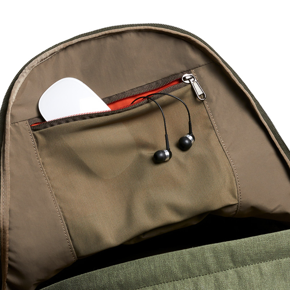 ベルロイ キャンパスバックパック　Bellroy Campus backpack Bellroy Campus Backpack - Olive | undefined | Huckberry