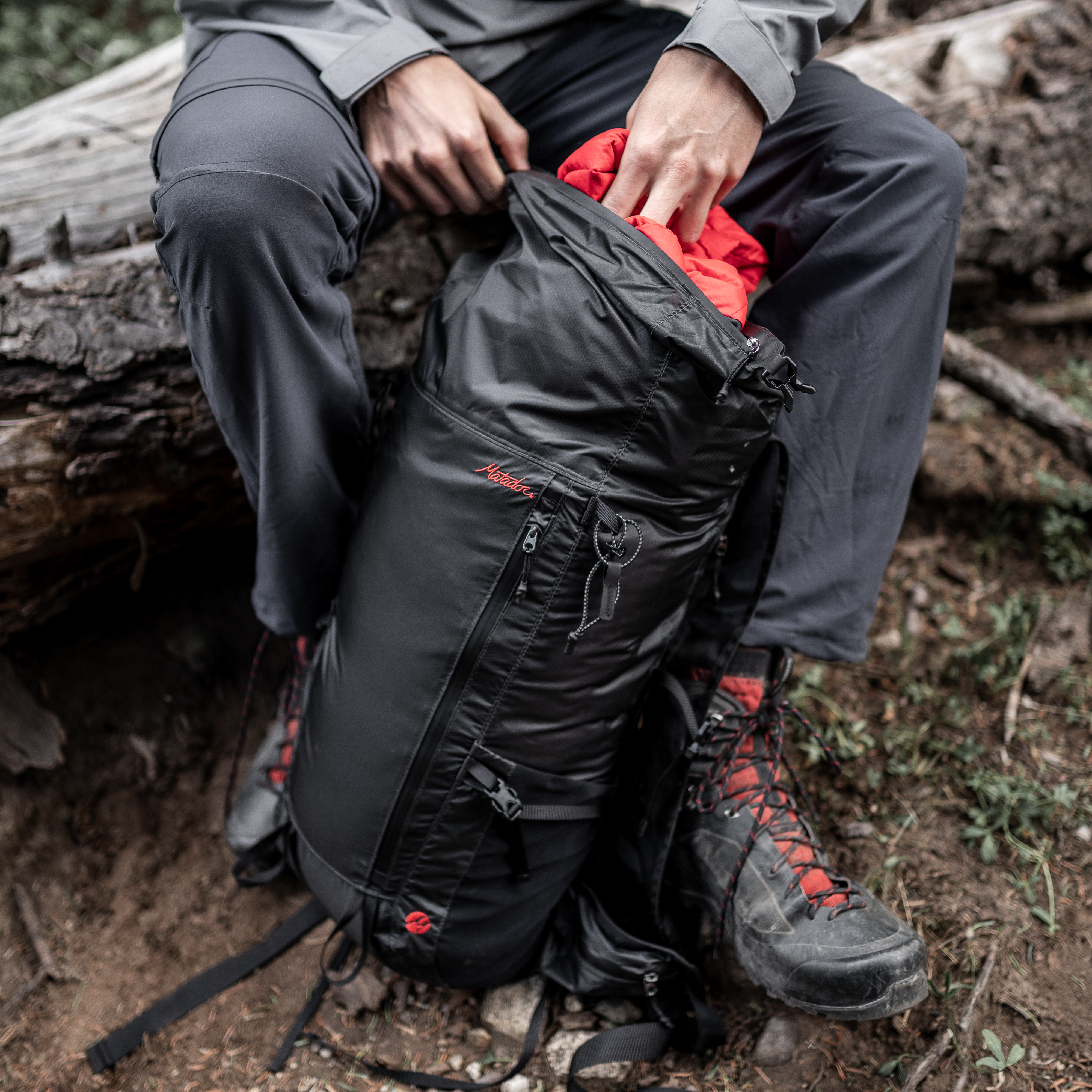Matador Freerain 32 Packable Hydration Backpack - Charcoal/Red