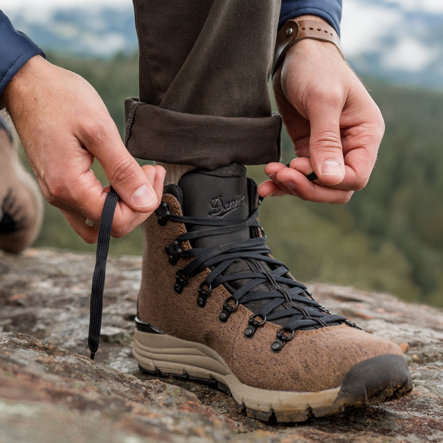 Danner Mountain 600 EnduroWeave - Brown | Hiking Boots | Huckberry