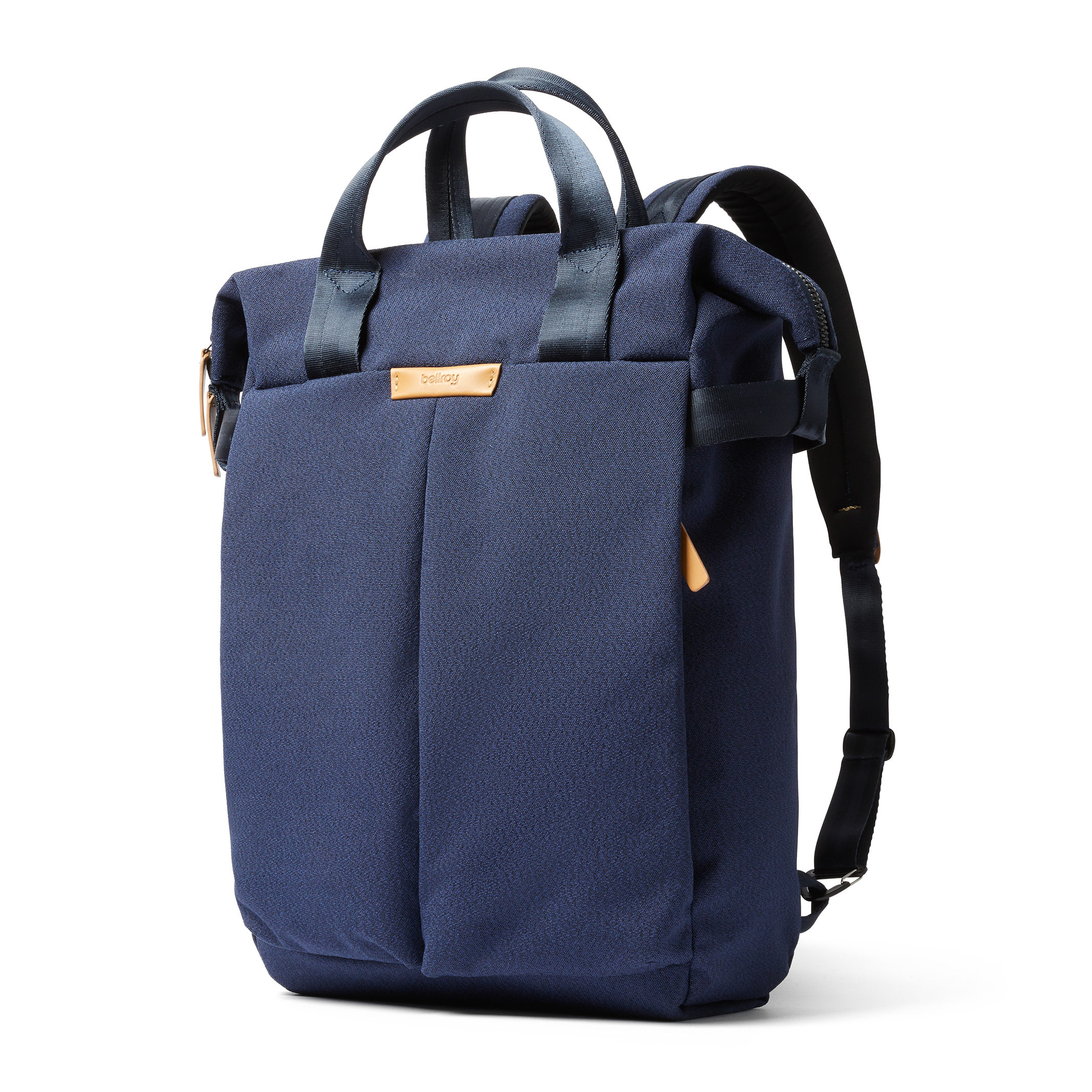 【bellroy】Tokyo Totepack 20L ネイビー 未使用タグ付き Bellroy Tokyo Totepack - Ink Blue | undefined | Huckberry