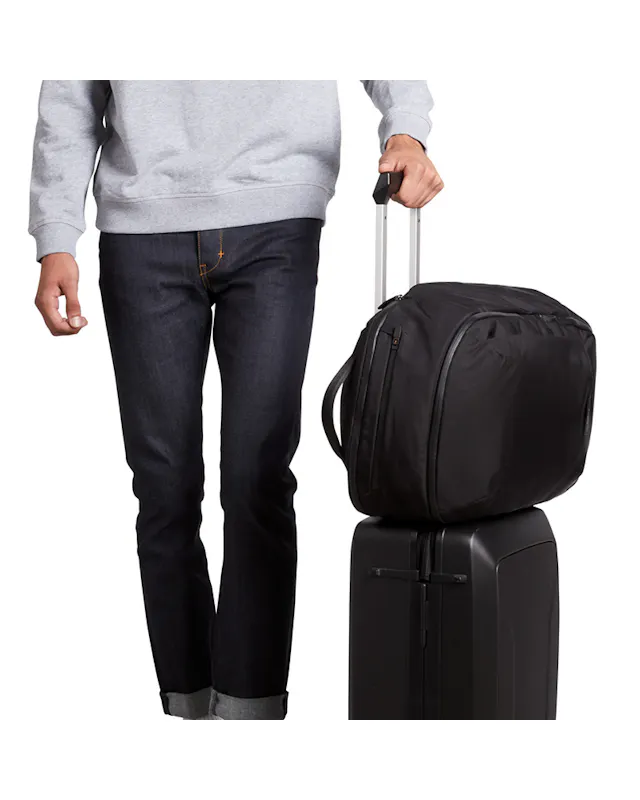 bellroy backpack with luggage pass through Transit Travel Pack Pro 30-38 L Mukama honored shape and familiar Bellroy Transit Travel Pack Pro