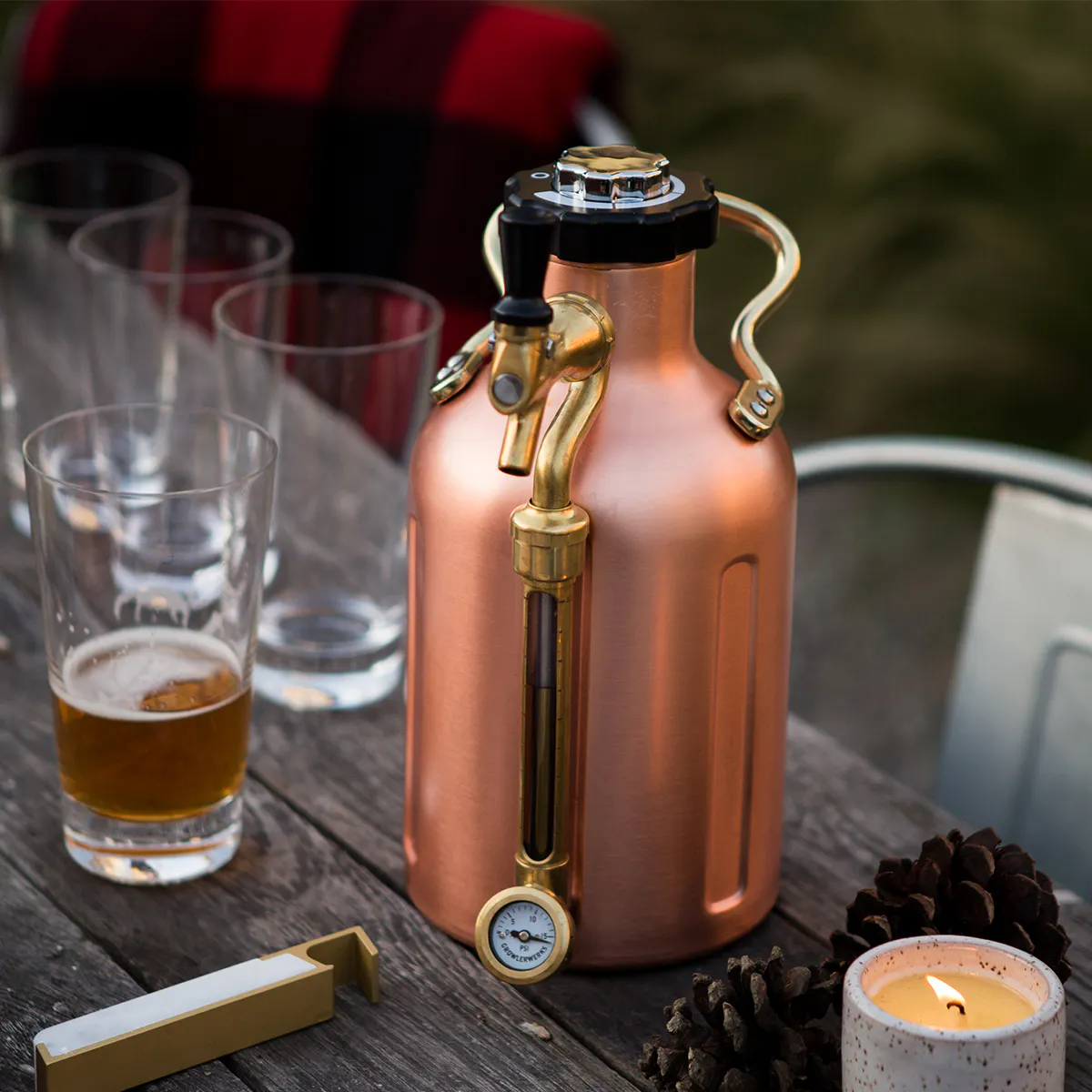 GROWRERWEREKS UKEG64 グロウラー ビアサーバー キャンプ GrowlerWerks UKeg 64 Pressurized Copper Growler - 64 oz – MoreBeer!