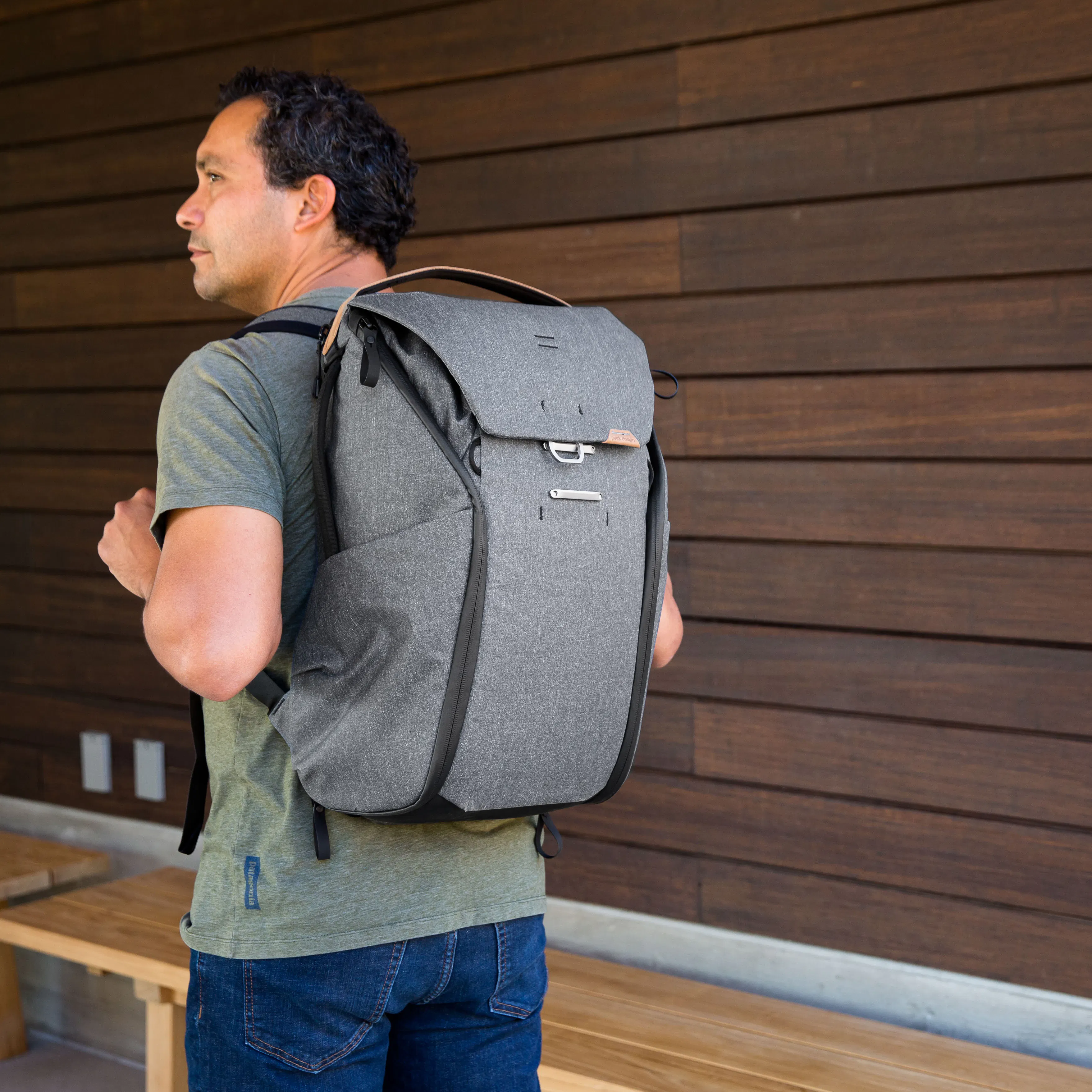Peak Design Everyday Backpack 30L v2 - Charcoal | undefined 
