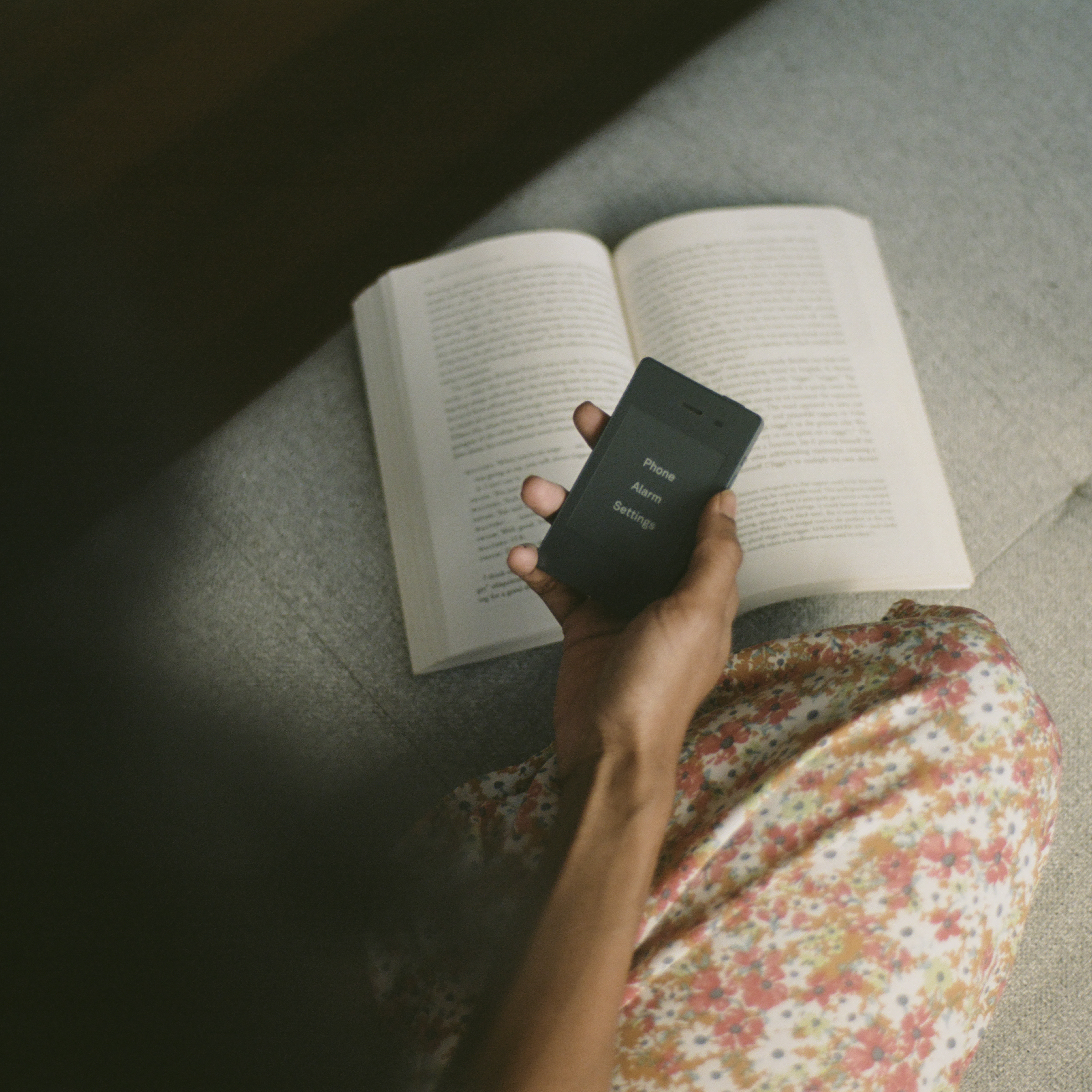 Light Phone II - Thumbnail 5