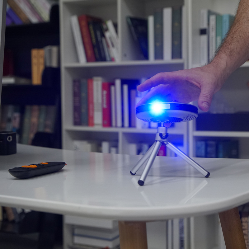 Mini Portable Projector + Stand - Thumbnail 4