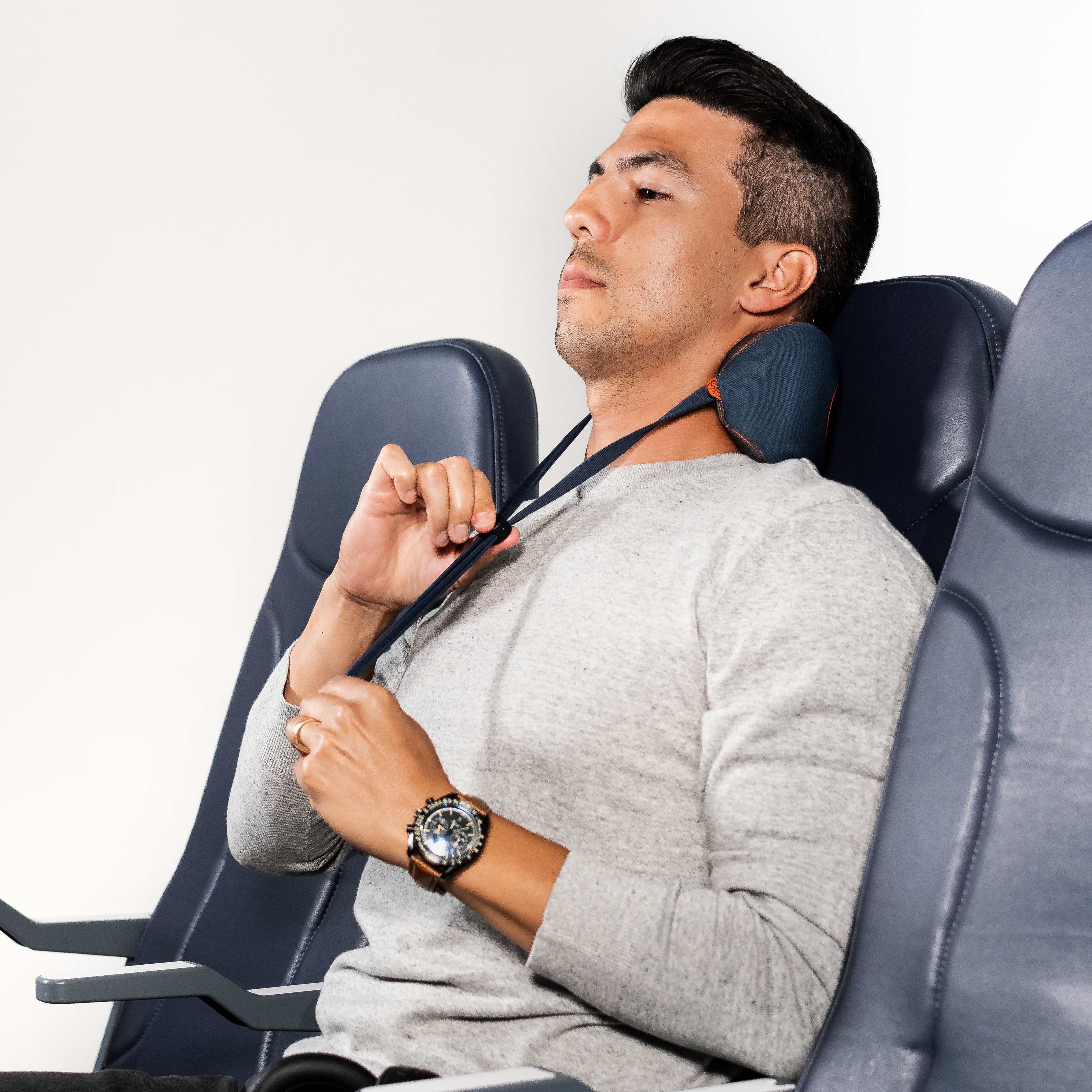 Bullbird BR2 Travel Pillow Grey Pillows Huckberry