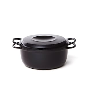 Vermicular Oven Pot, 22 cm at Air Supply Matte Black