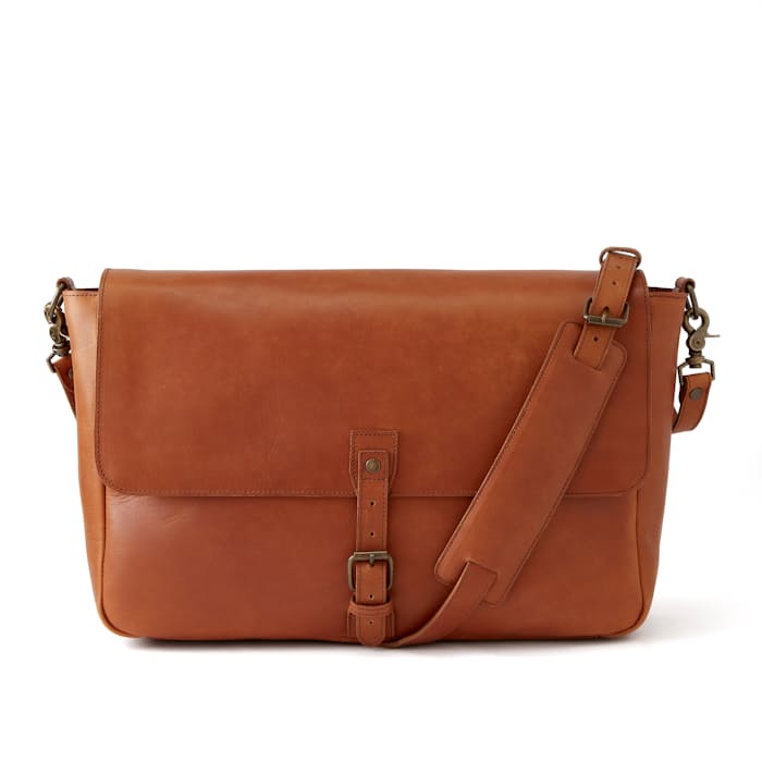 q3QT7XsAXv_standard-issue_leather_messenger_briefcases-messenger-bags_0 ...