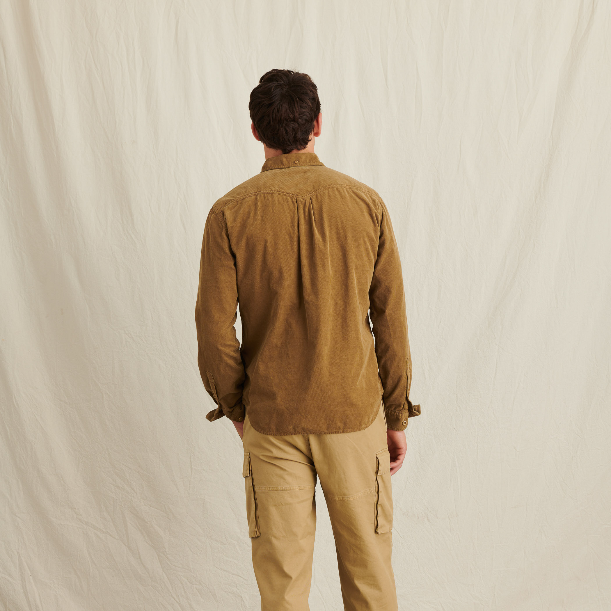 Alex Mill Field Shirt in Fine Wale Corduroy - Khaki | Long Sleeve