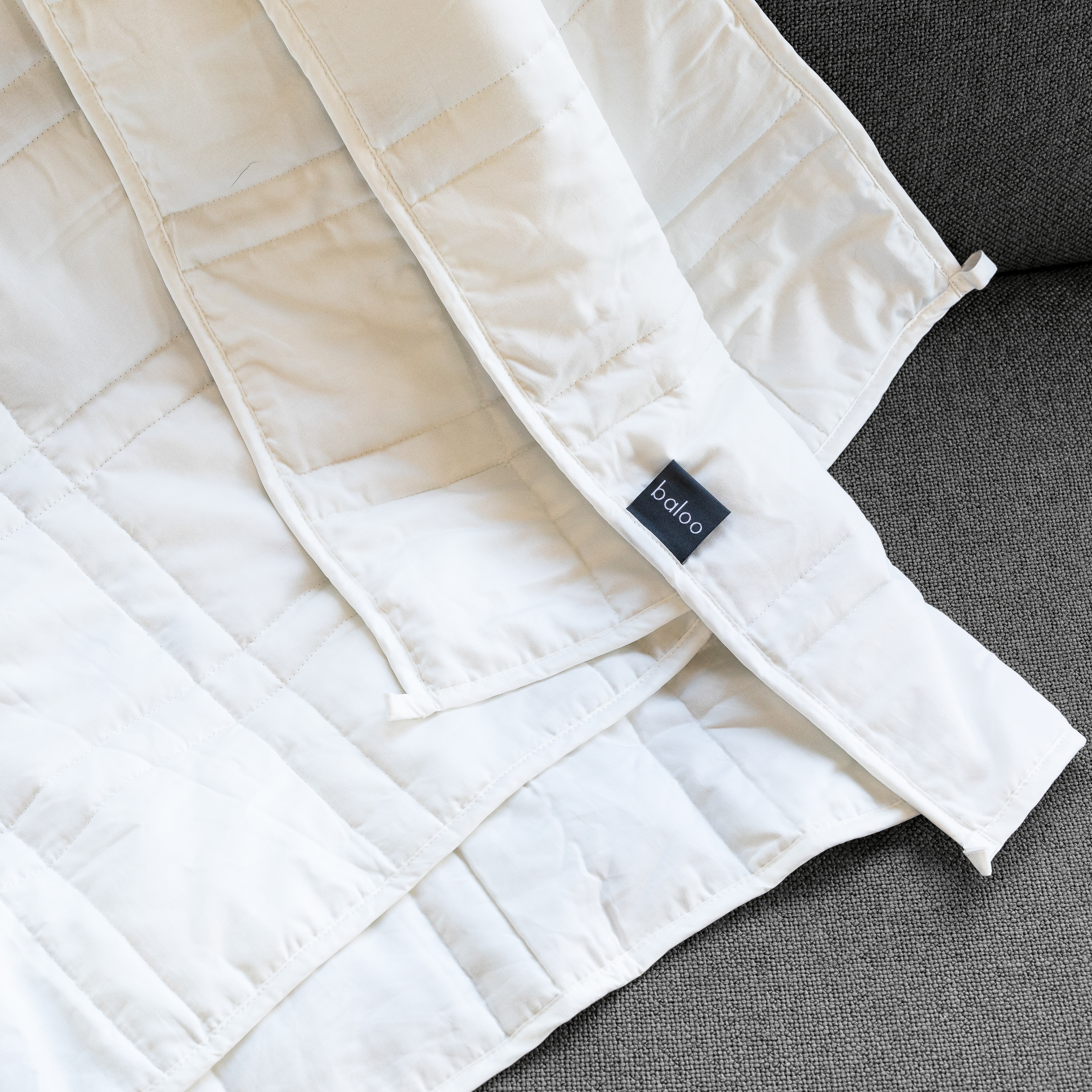 Weighted Blanket and French Linen Duvet Set - Thumbnail 4