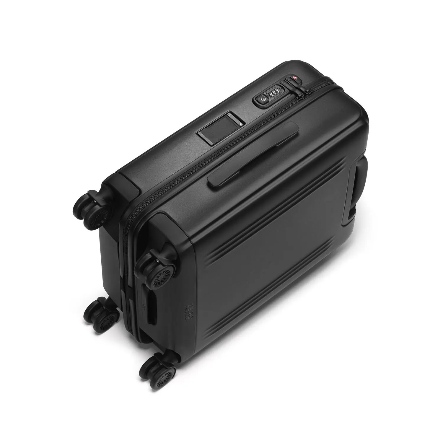 Edge Lightweight Continental Carry On - Thumbnail 5