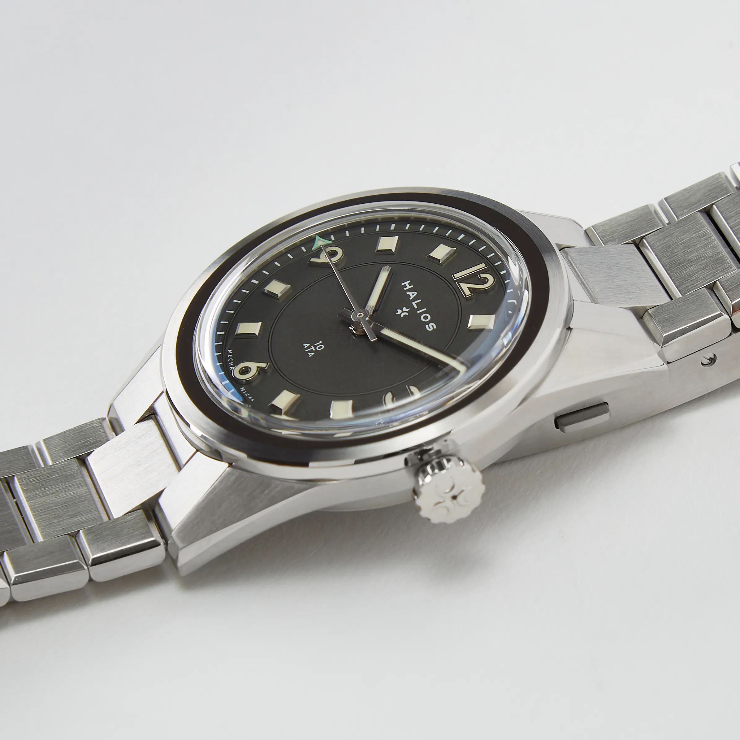 Halios Universa Watch - Grey | undefined | Huckberry