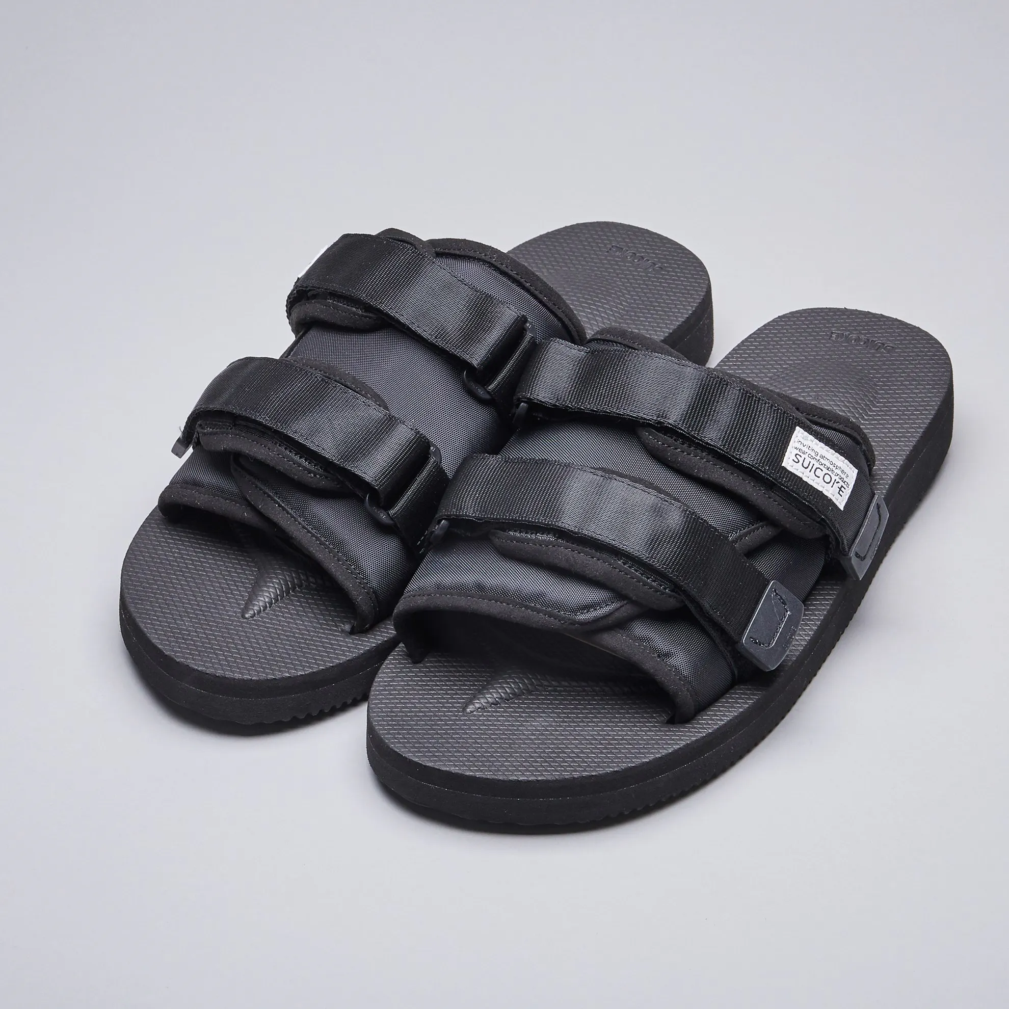 Suicoke MOTO-Cab MOTO-Cab-ECO Slides – La Garçonne main image 2