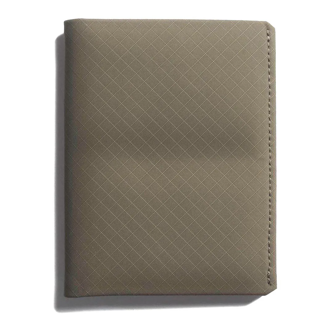 P73173_Pioneer_Carry_Passport_