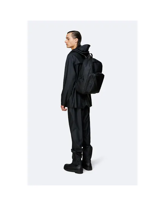 base bag rains Texel Duffel W3 Black The black color hardware adds a touch of sophistication to the overall design Base Bag