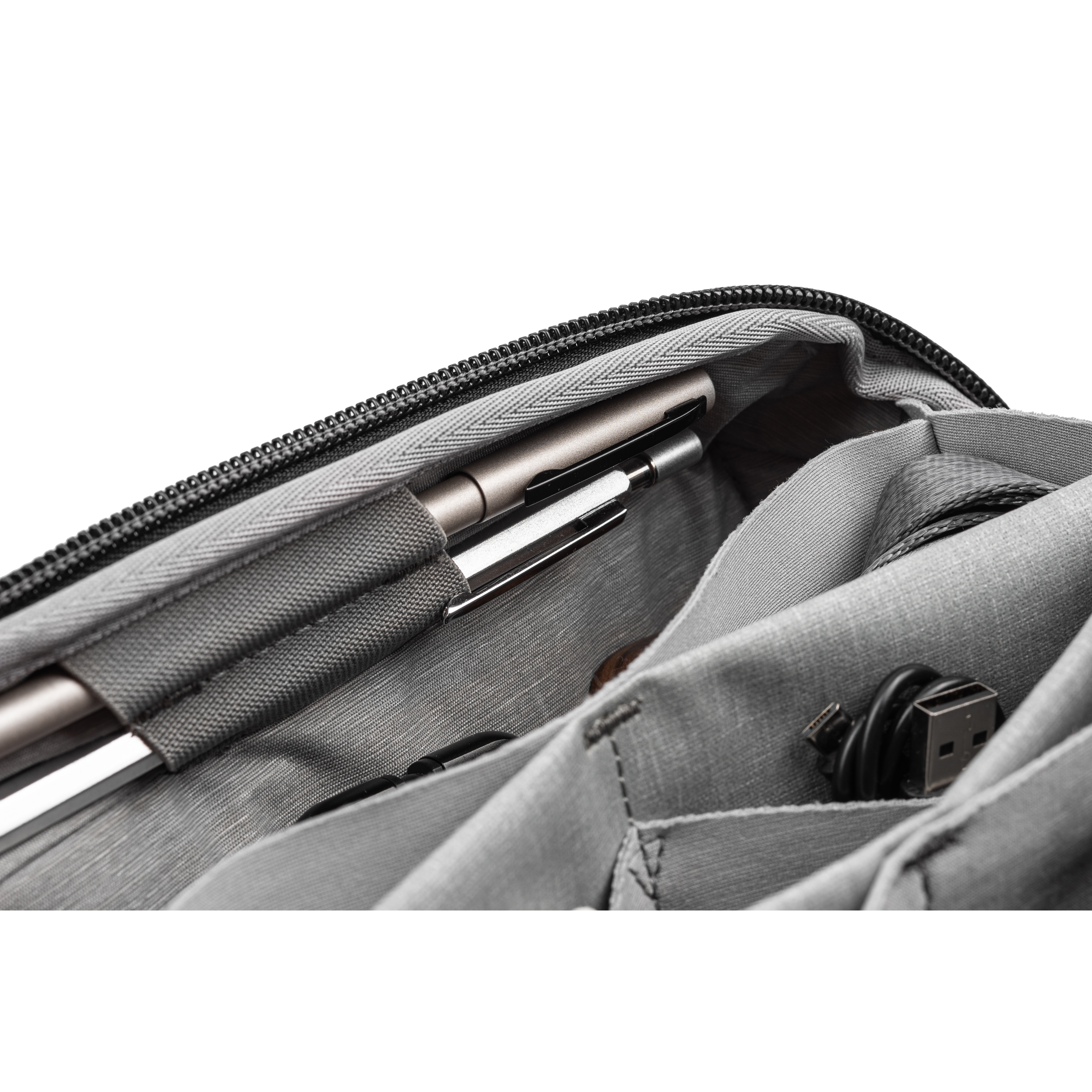 Peak Design Tech Pouch - Black | Packing Cubes & Dopp Kits | Huckberry