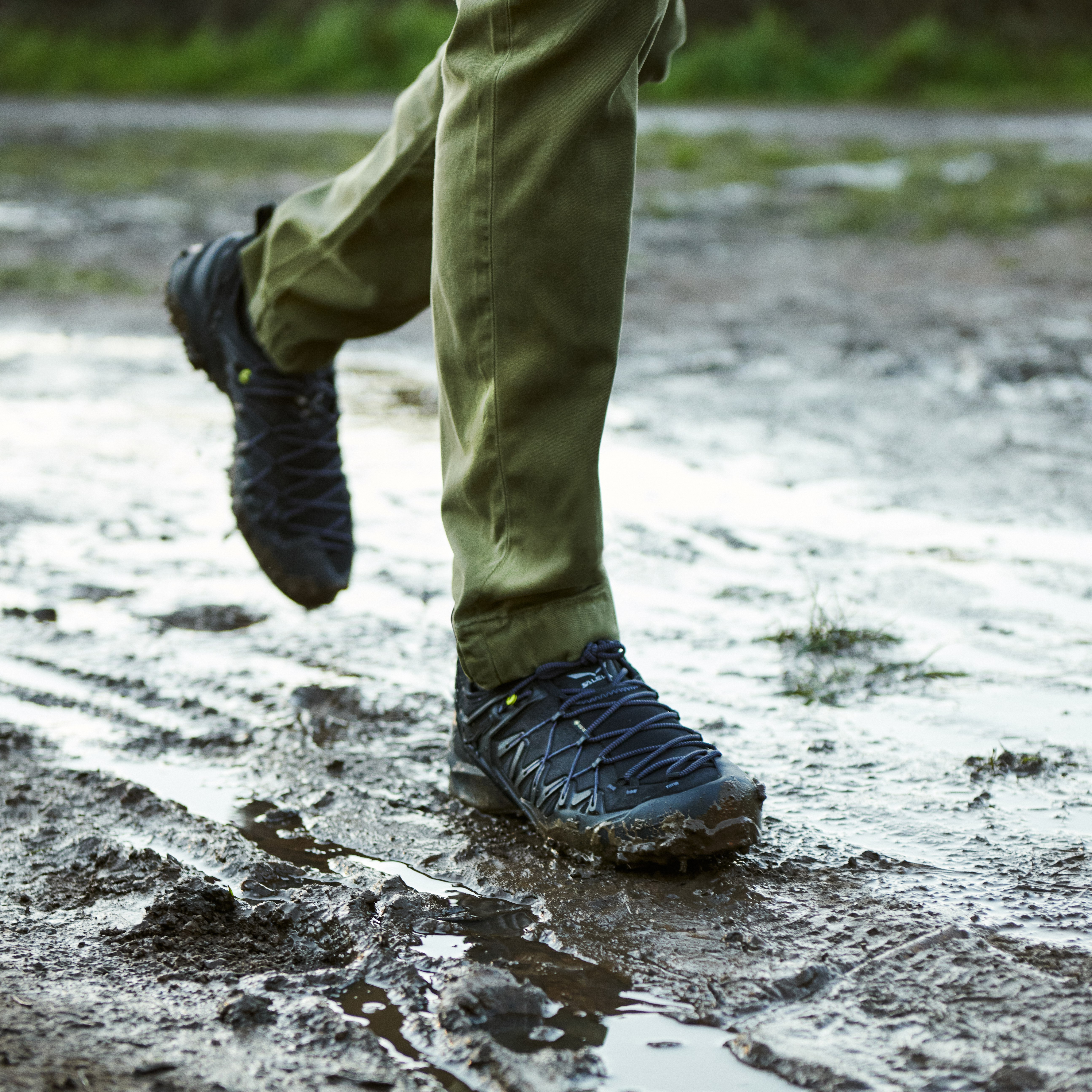 Salewa MS WILDFIRE EDGE MID GTX - Black/Black | Hiking Boots