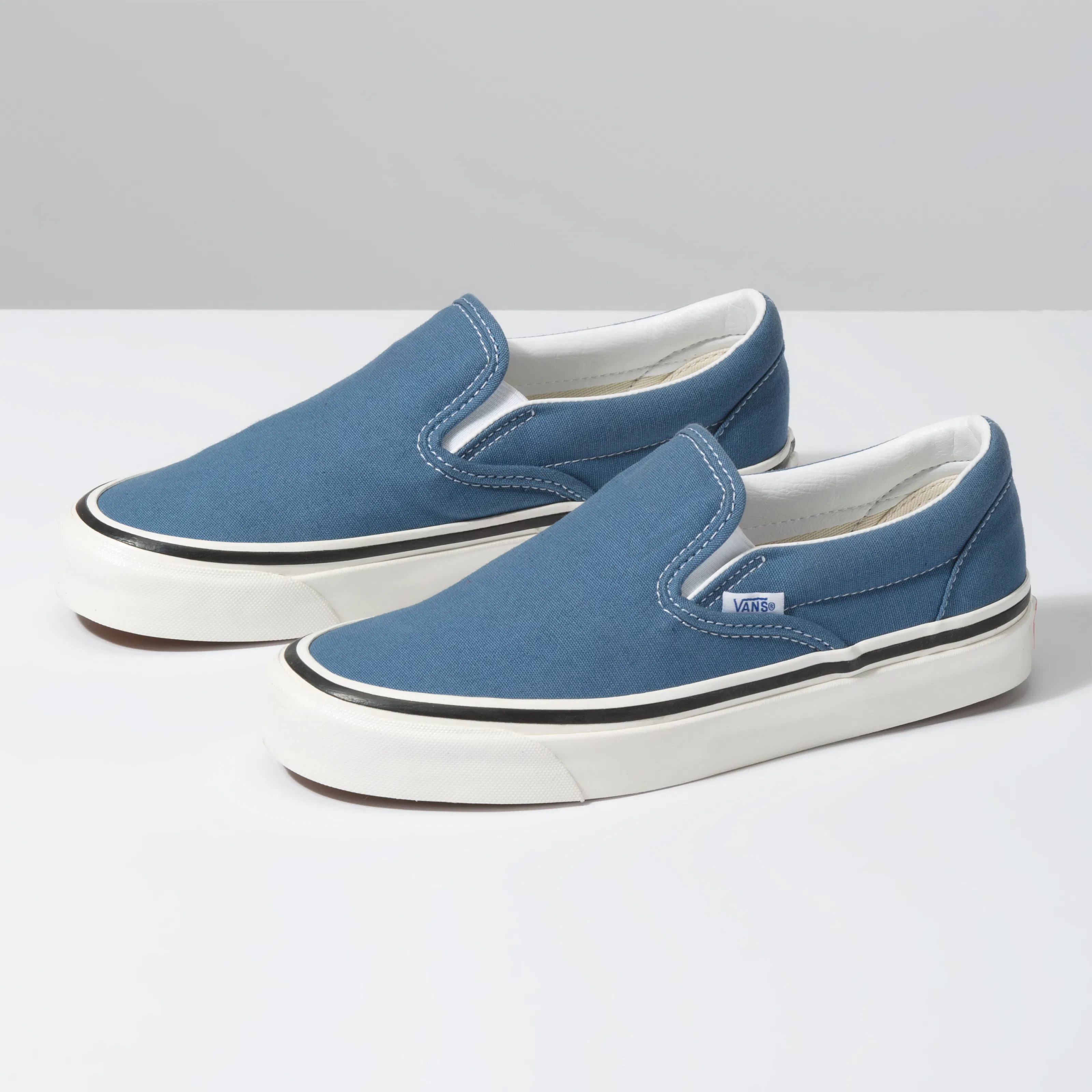 vans Anaheim slip-on 98dx ネイビー Vans Classic Slip-on 98 DX Sneakers - Anaheim Factory - OG Navy