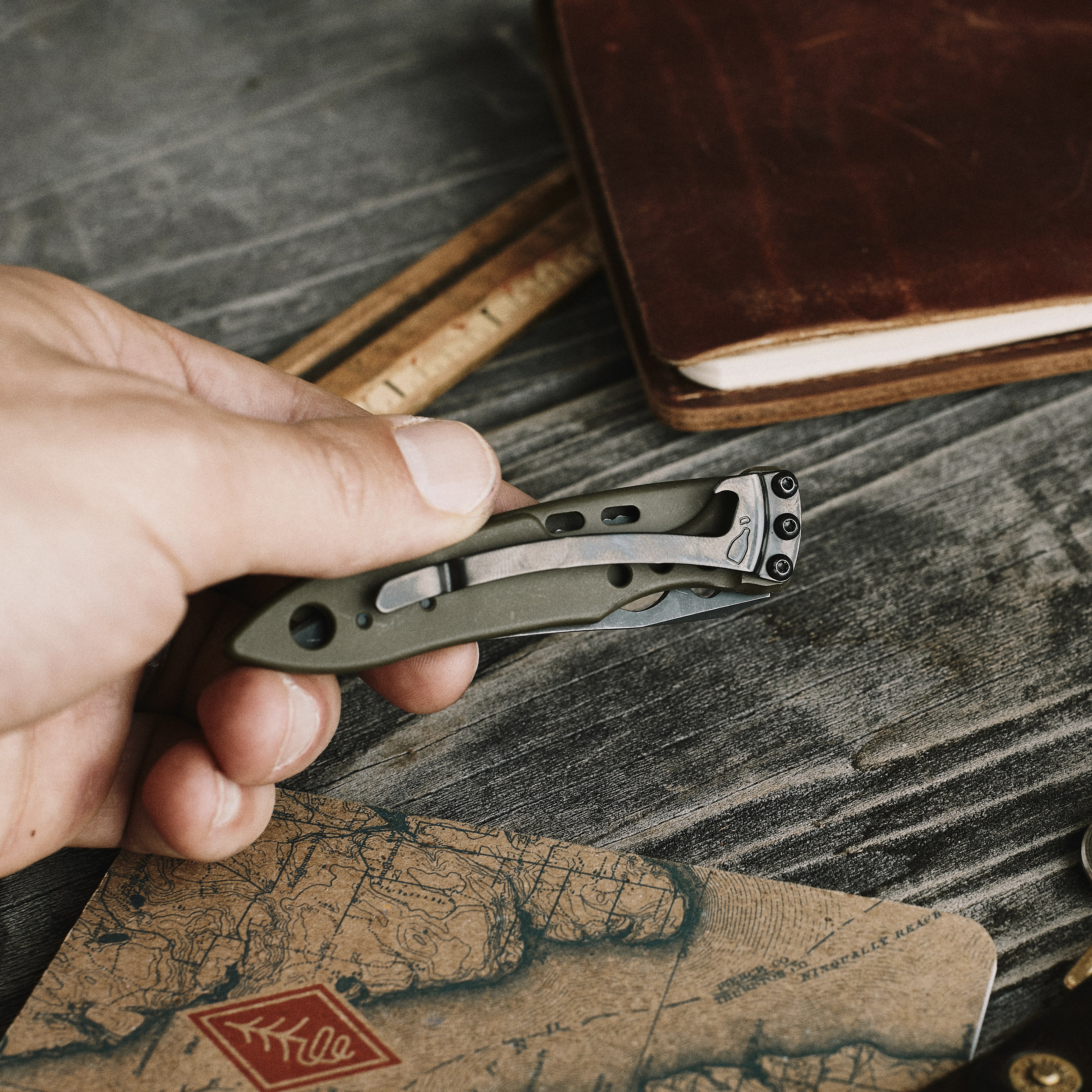 Leatherman Huckberry x Leatherman Skeletool KBx - Moss/Black Oxide