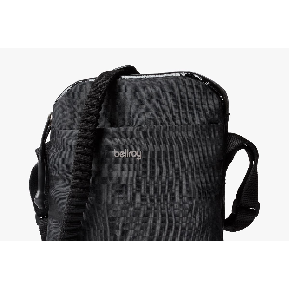 ベルロイ Bellroy CityPoach The Ultimate Bellroy City Pouch Review (But is it a man