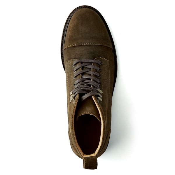 Best men's lace-up boots for spring. 