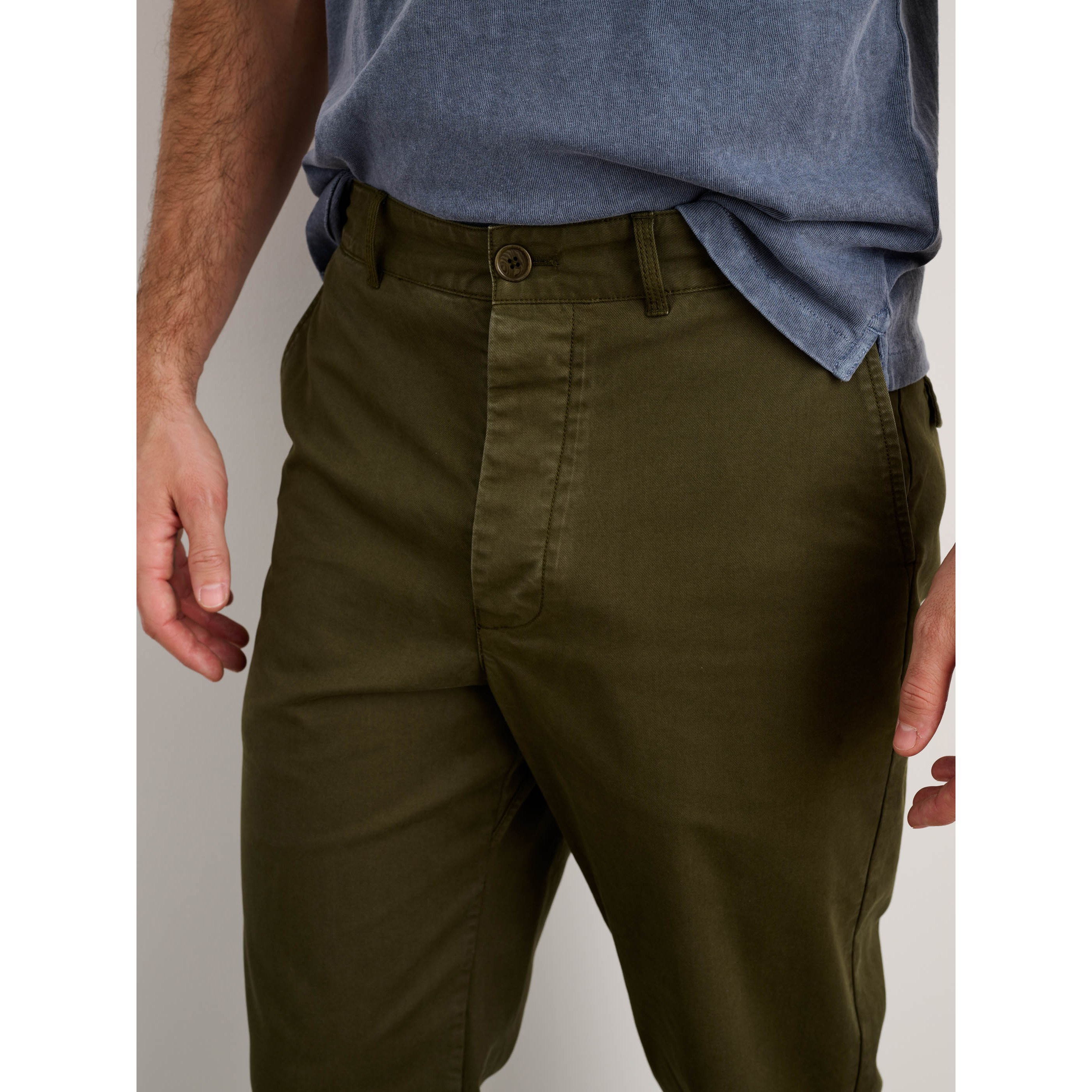 Alex Mill Flat Front Chino Pant - Military Olive | Casual Pants 