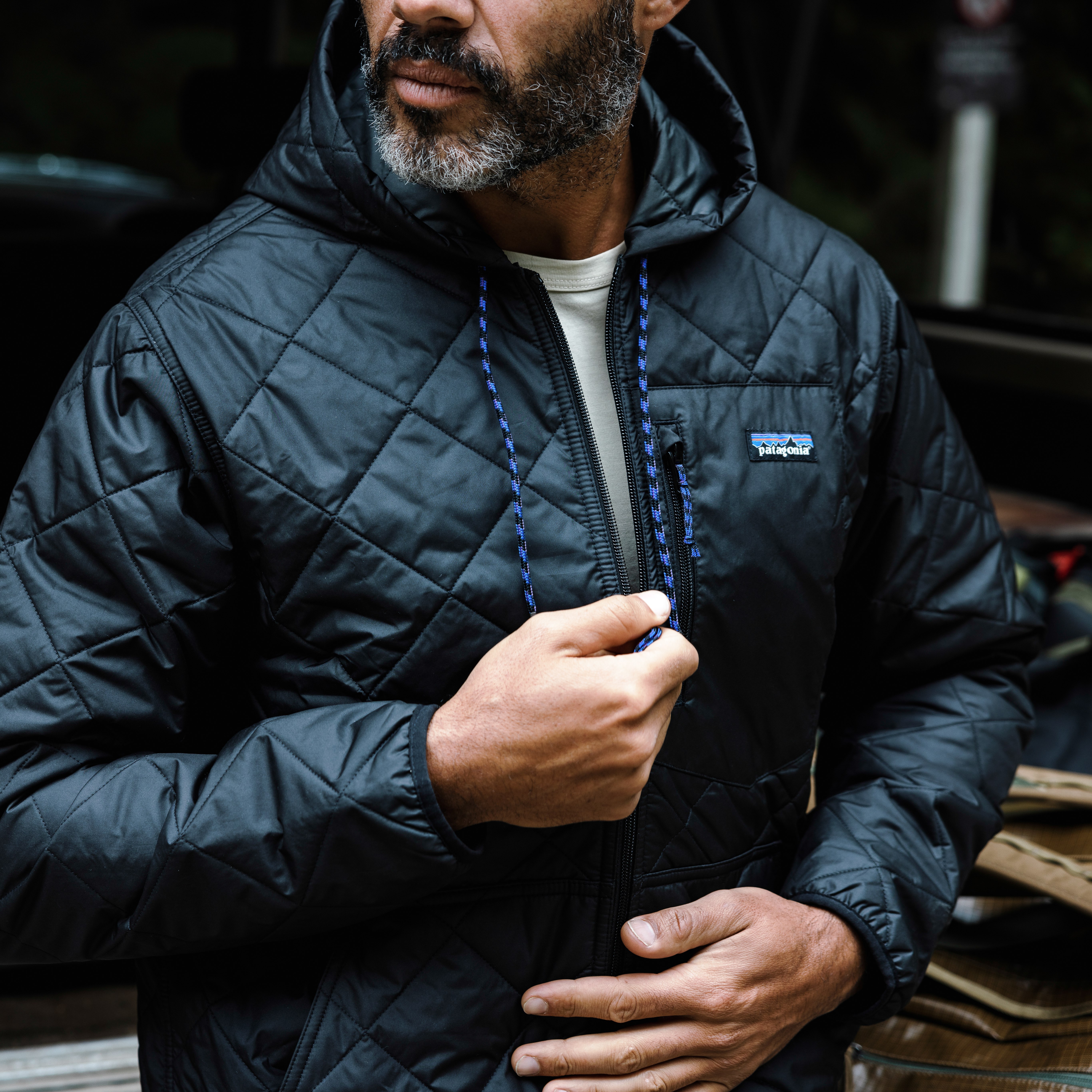 Patagonia Diamond Quilted Bomber Hoodie - Black | Insulated