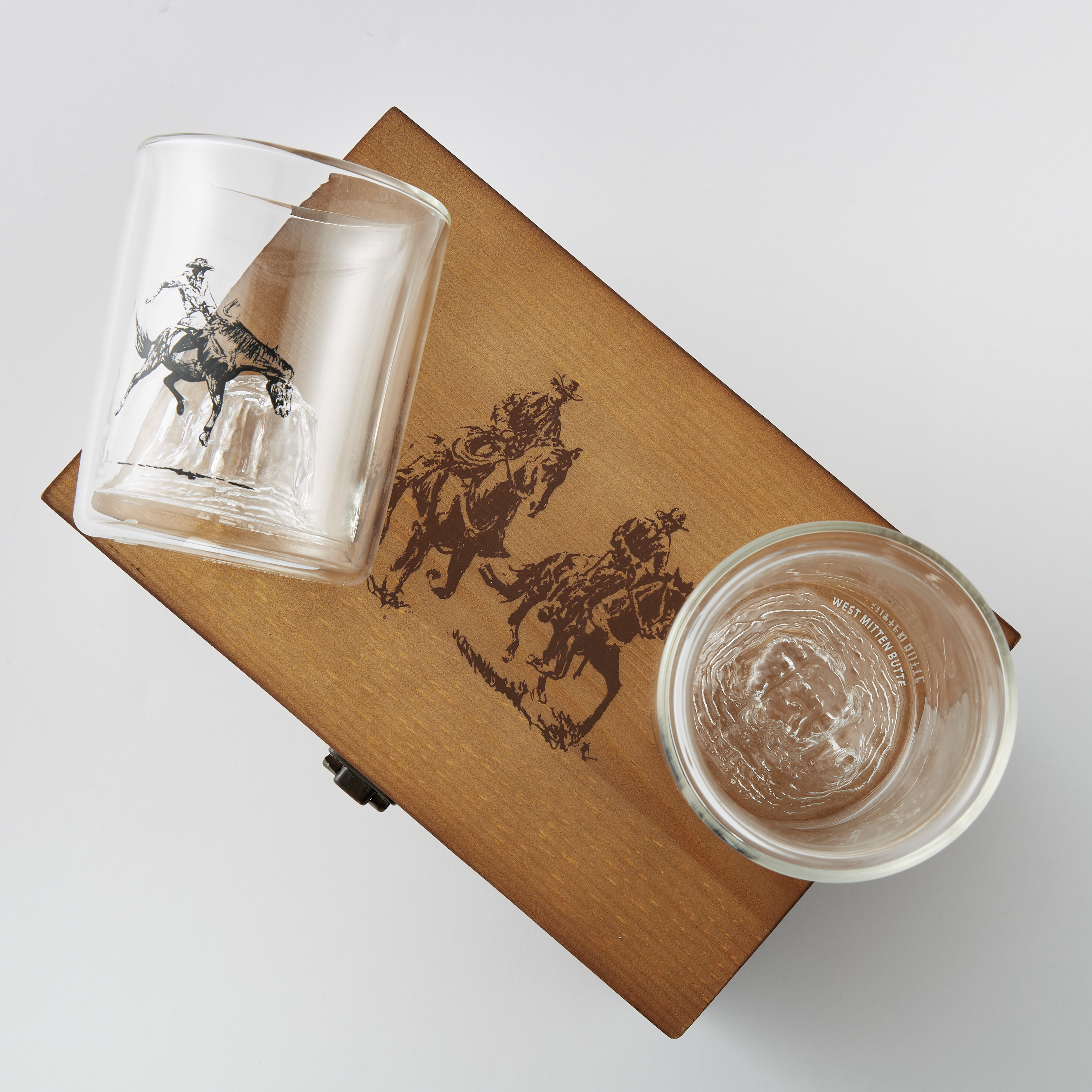 Huckberry x Matt McCormick Decanter + Whiskey Glasses - Thumbnail 4