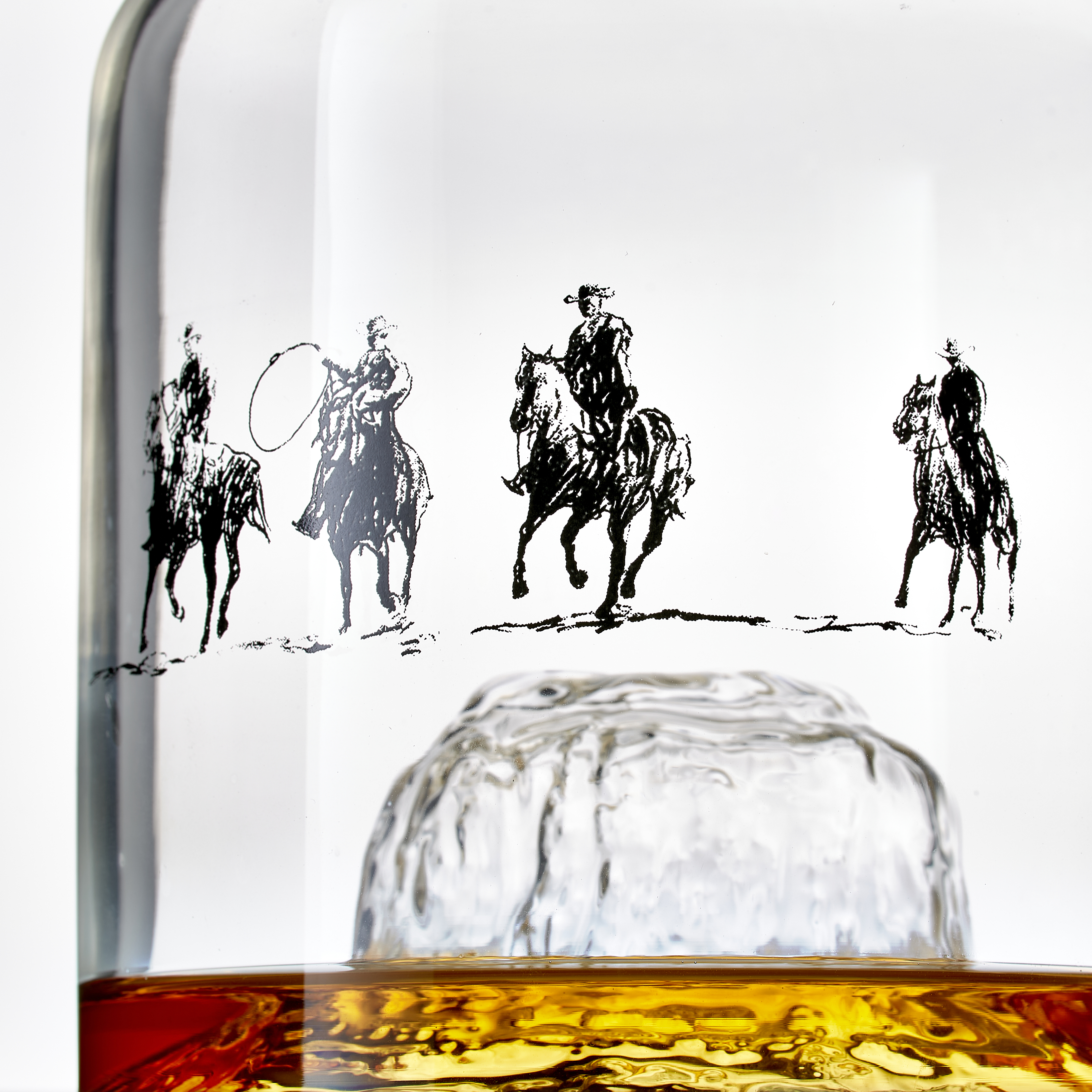 Huckberry x Matt McCormick Decanter - Thumbnail 3