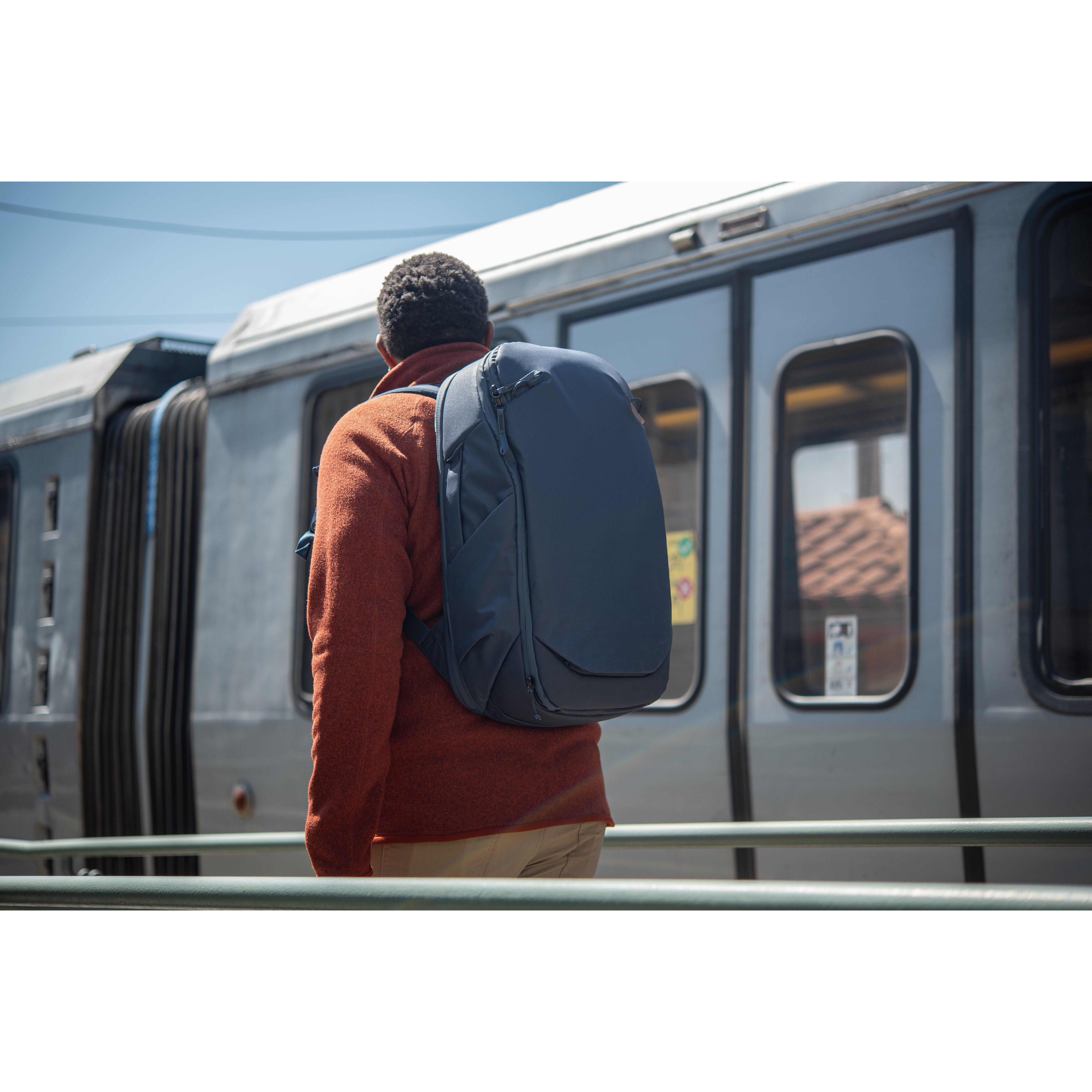 Peak Design Travel Backpack 30L - Midnight | Backpacks | Huckberry
