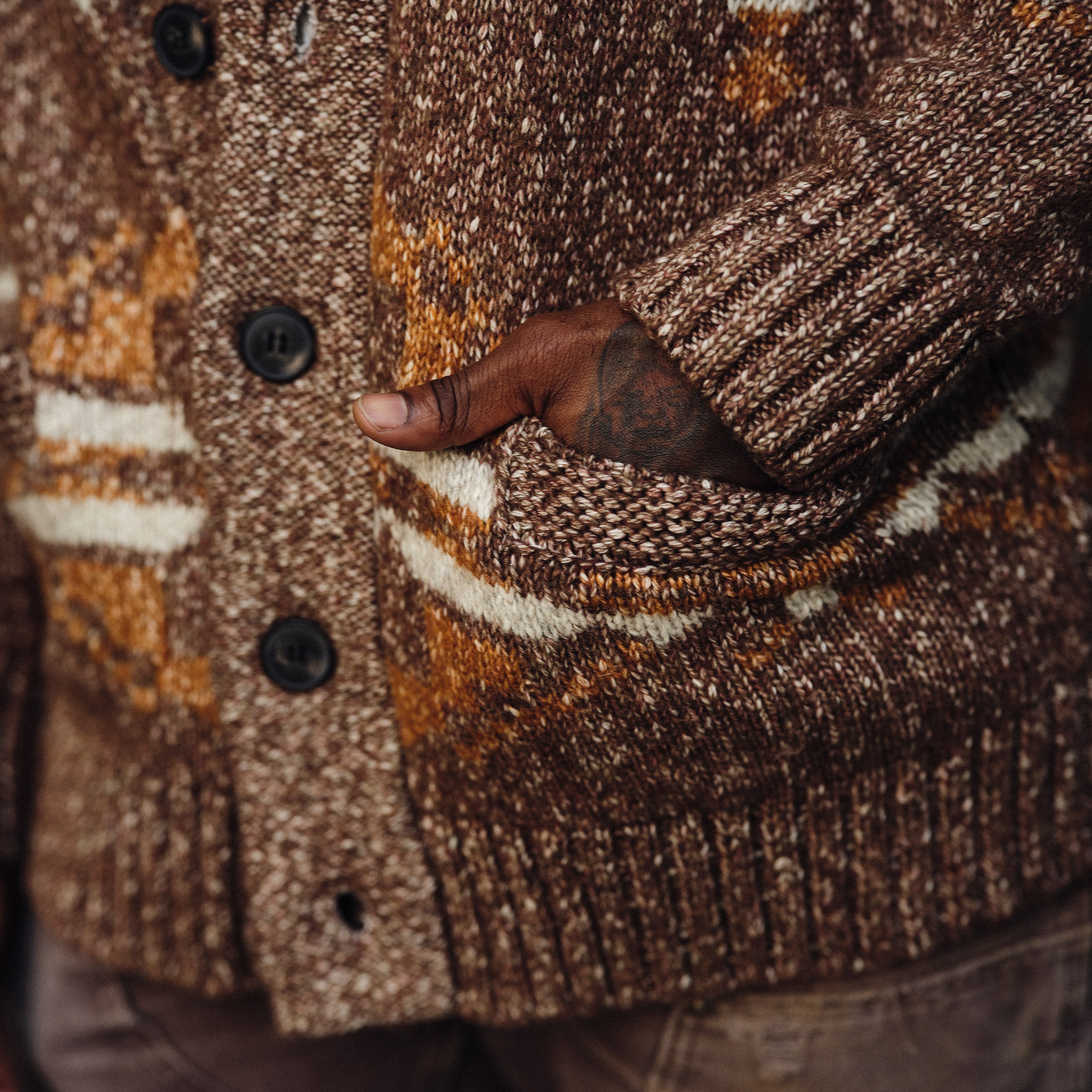 Schott The Motif Cardigan Sweater - Exclusive - Brown/White