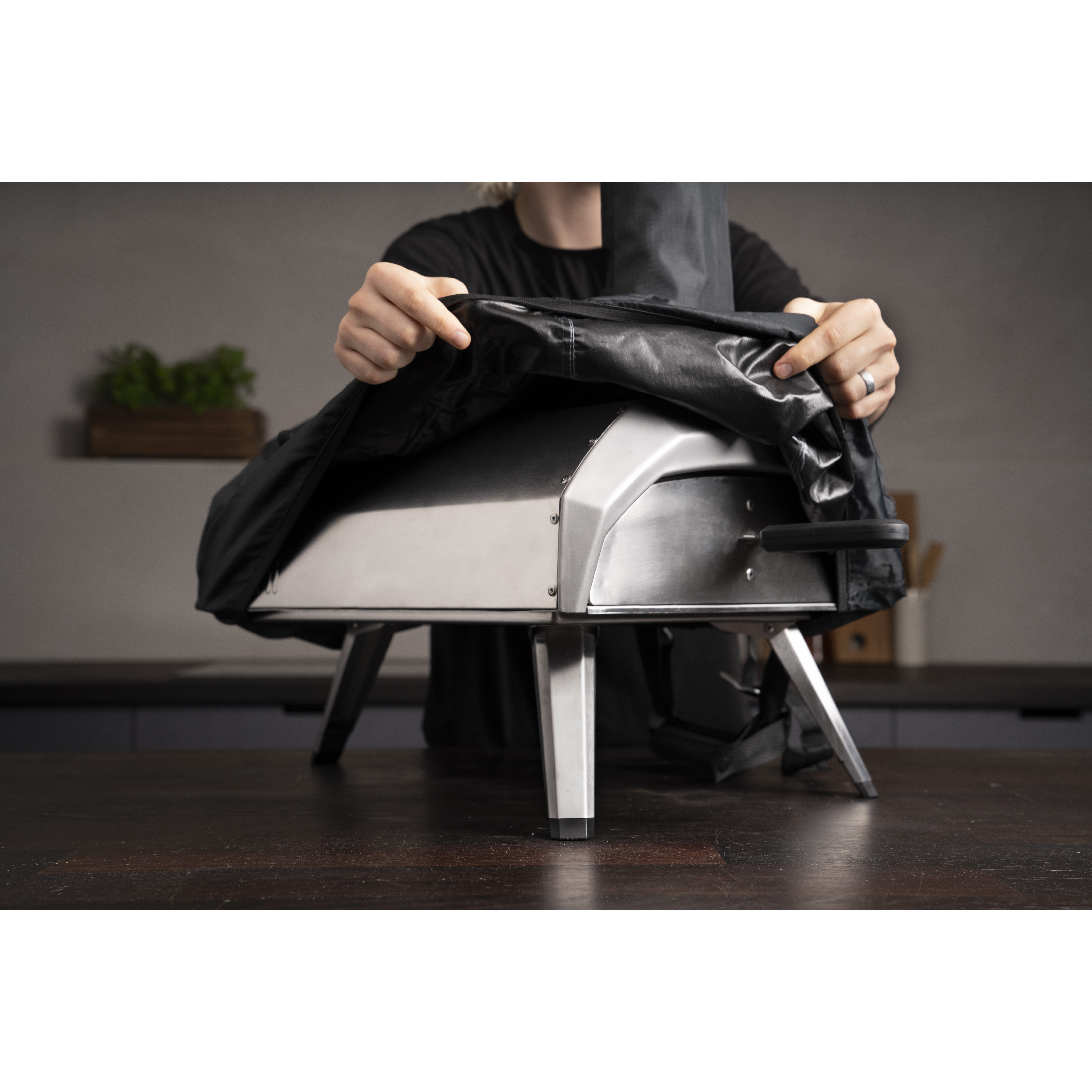 Carry Cover for Ooni Karu 12, Karu 12G and Karu 2 - Thumbnail 2