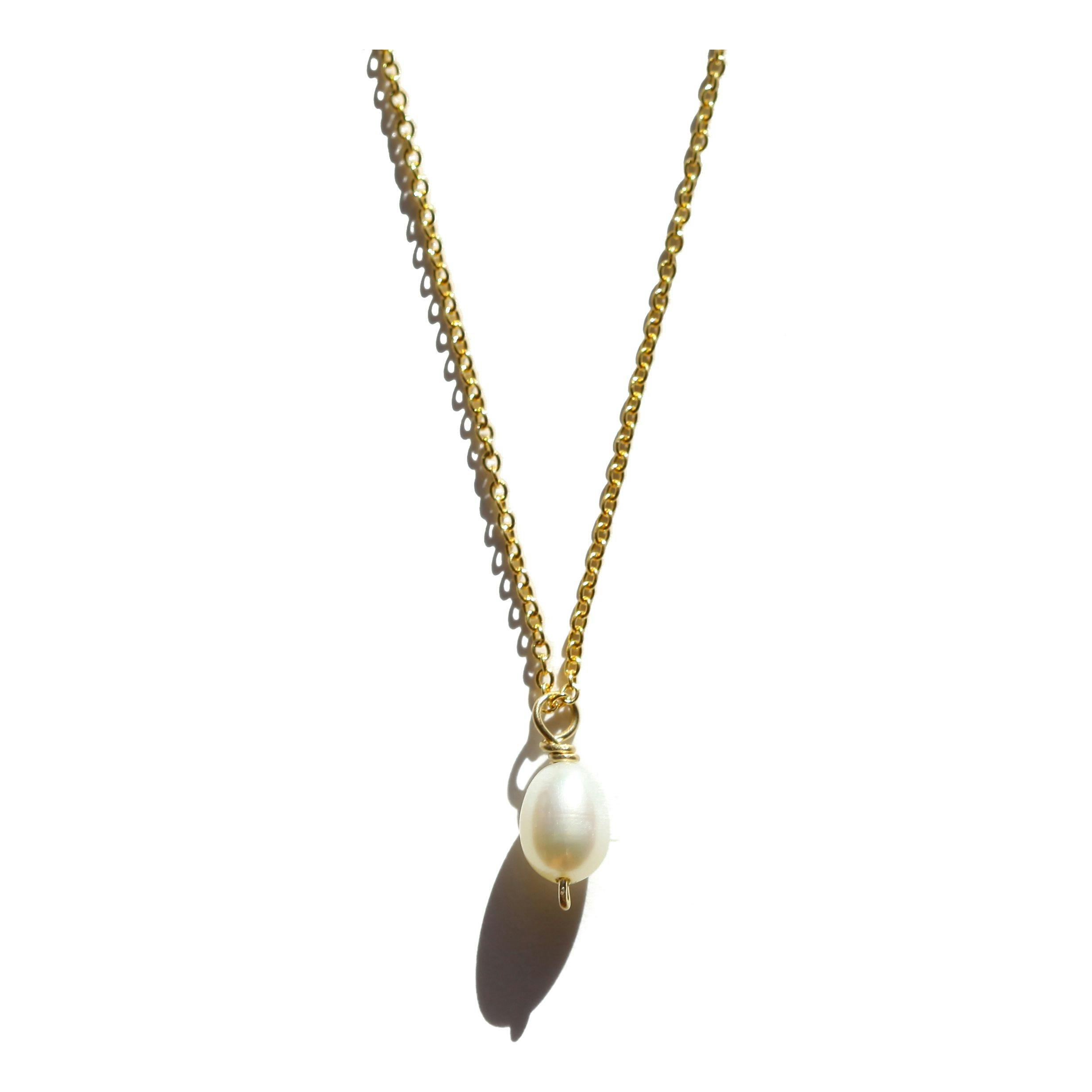 Drop Pearl Necklace