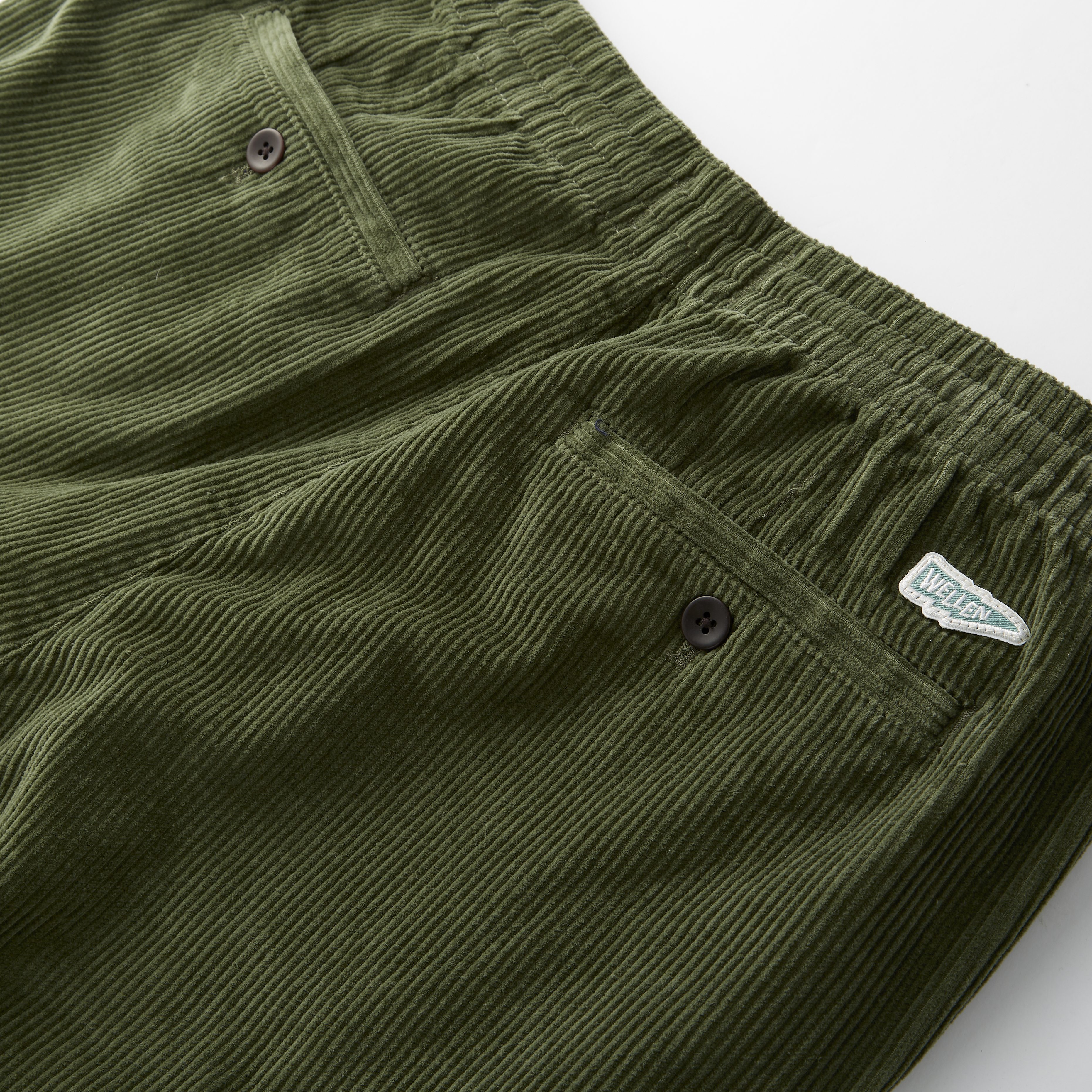 CORD SMOOTH PANTS / OLIVE | HOLE AND HOLLAND WE