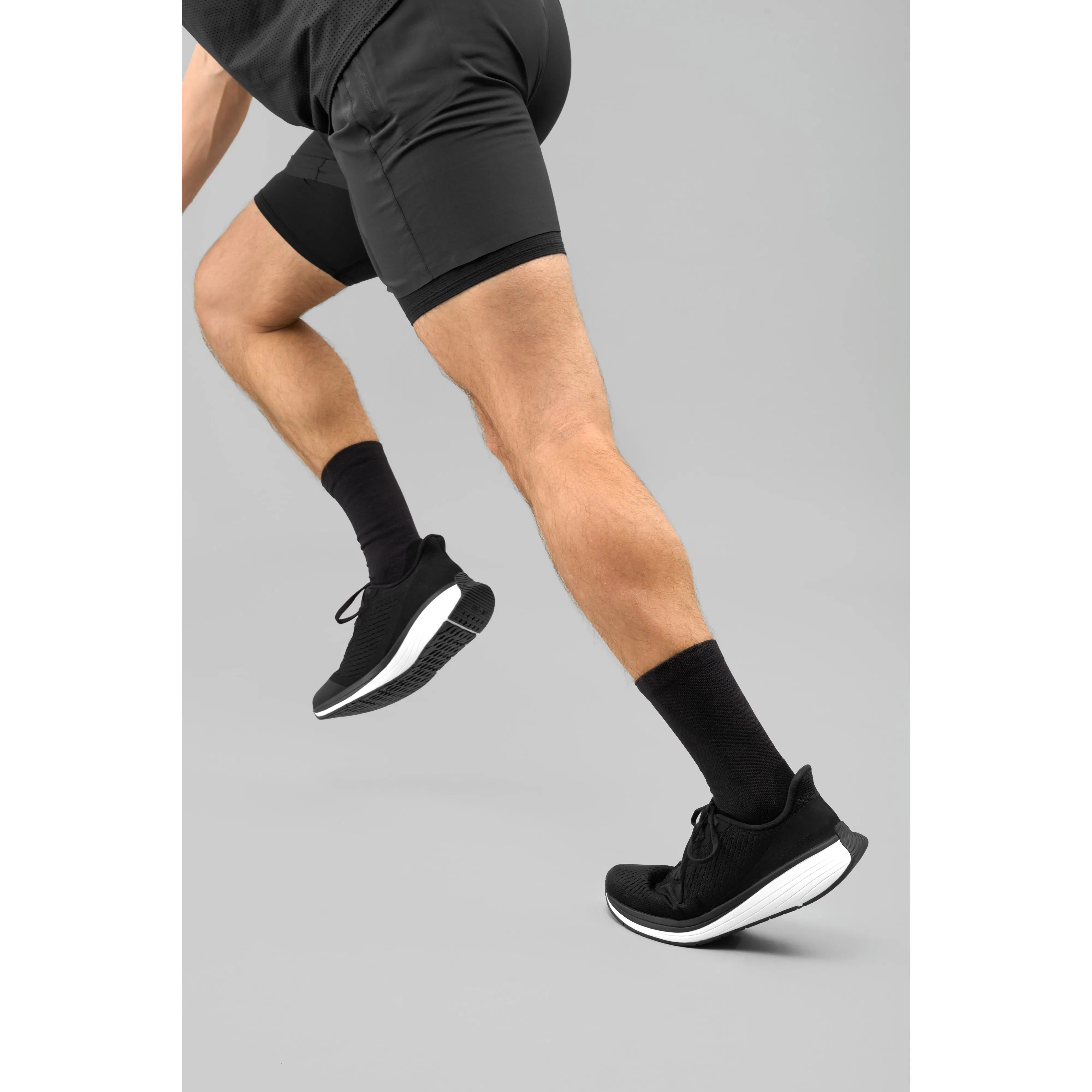LANE EIGHT Relay Trainer - Shadow | Performance Sneakers 