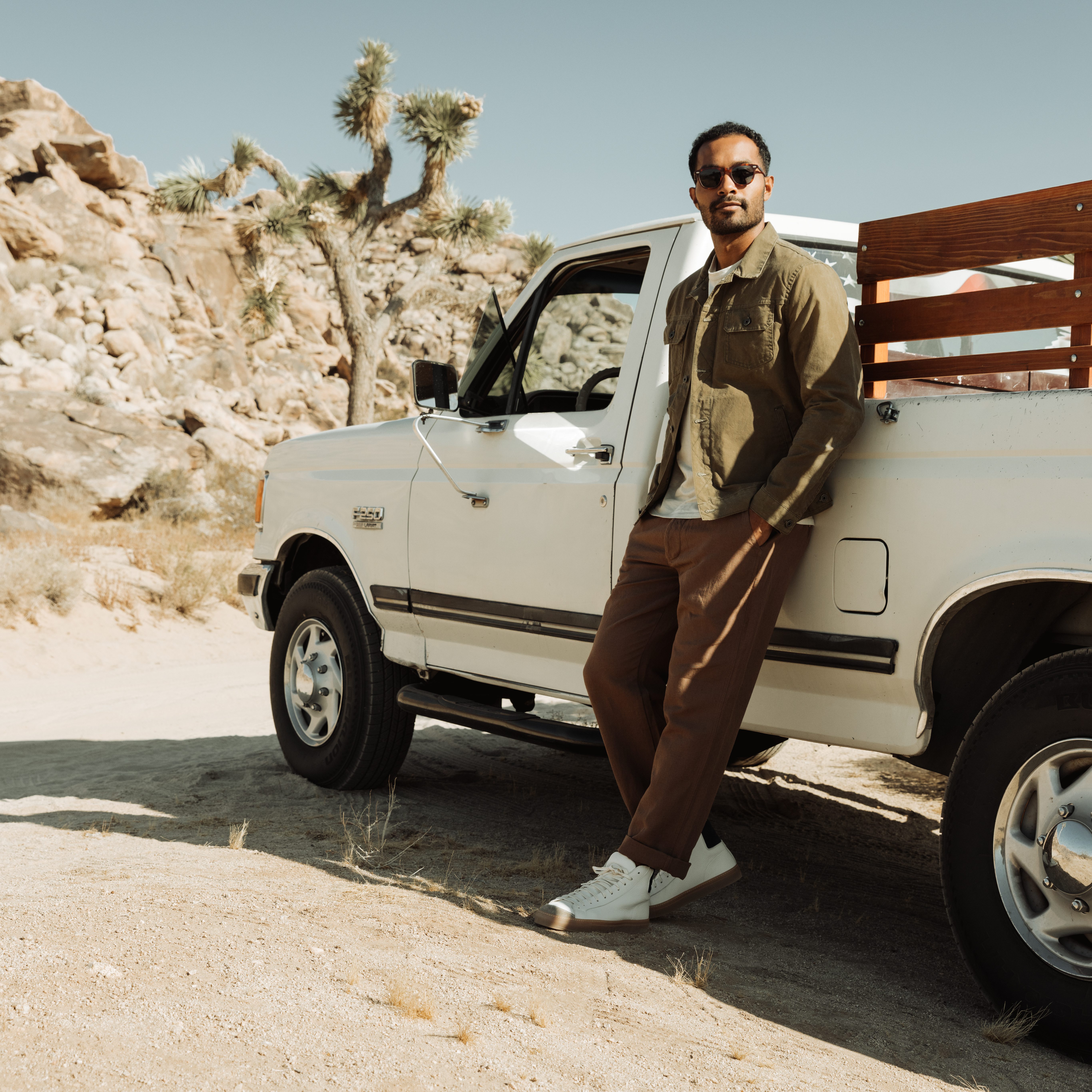 Flint and Tinder Unlined Waxed Trucker Jacket - Field Tan