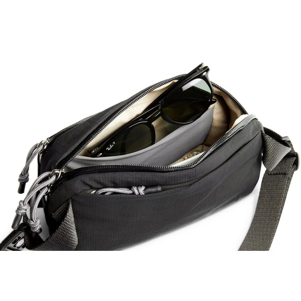 Bellroy Venture Ready Sling 2.5L - Midnight | Hip Packs & Slings