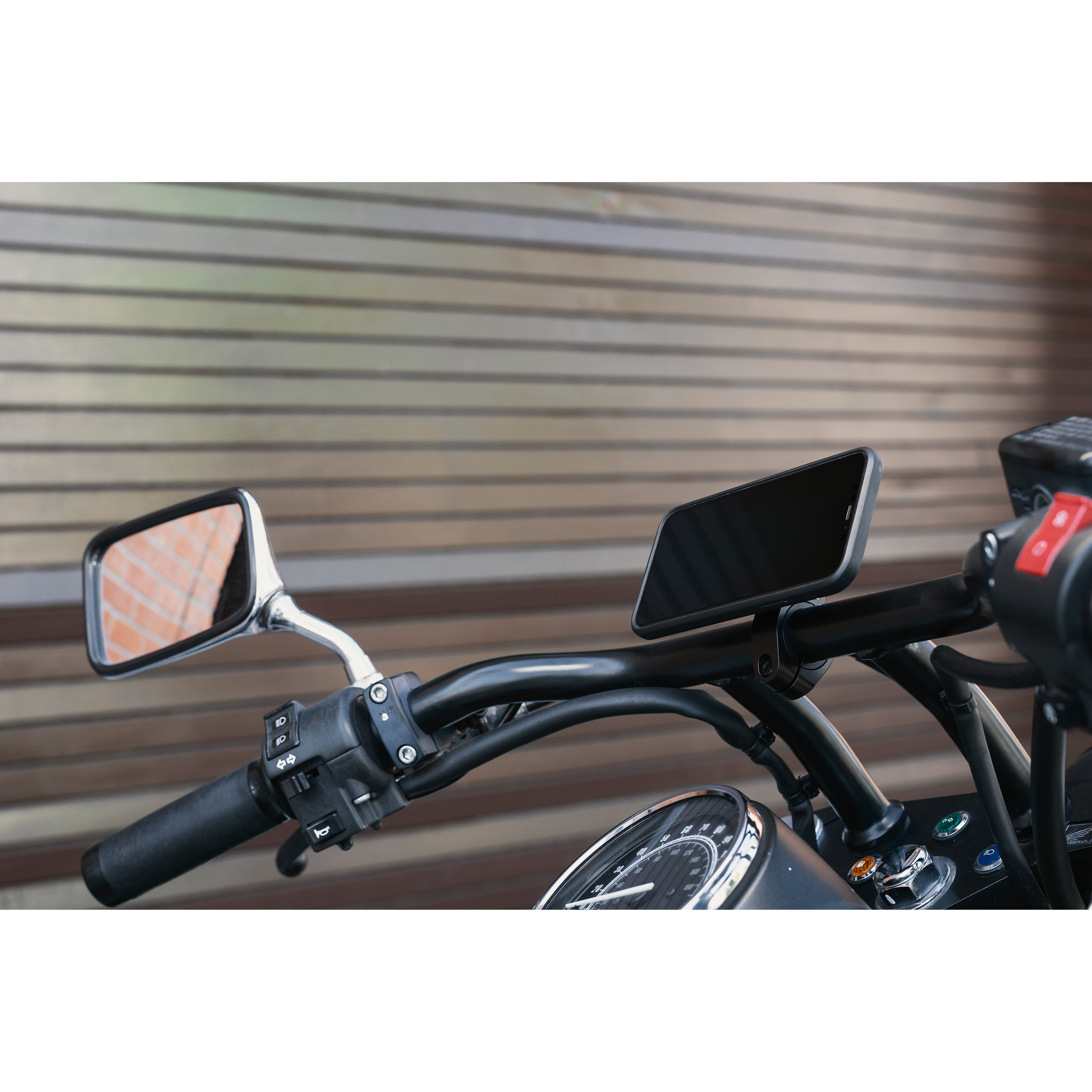 Peak Design Motorcycle Bar Mount - Black | Audio and Tech
