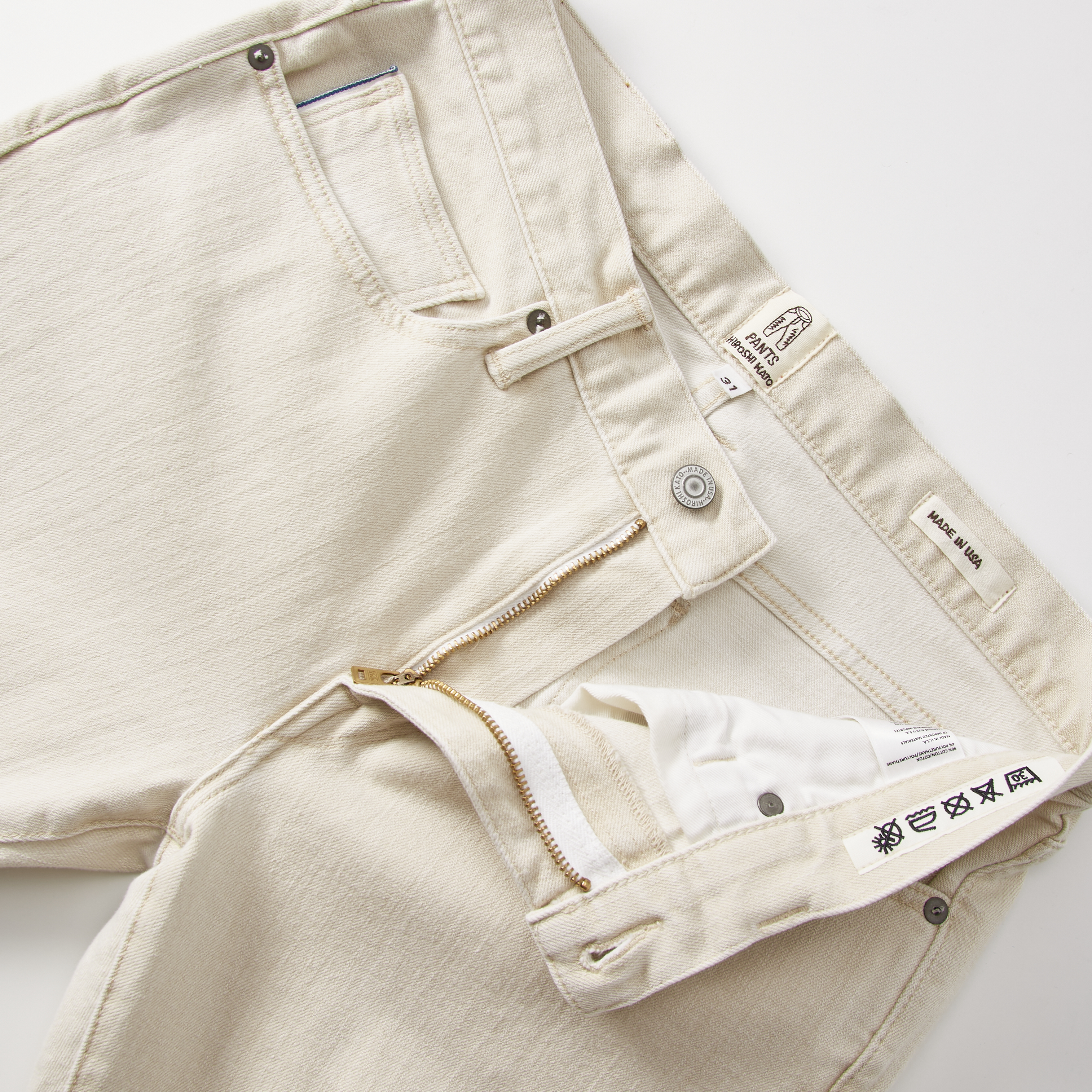 【BAON】Lont Denim Straight Pants BAON】Lont Denim Straight Pants Low Rise Straight Jean