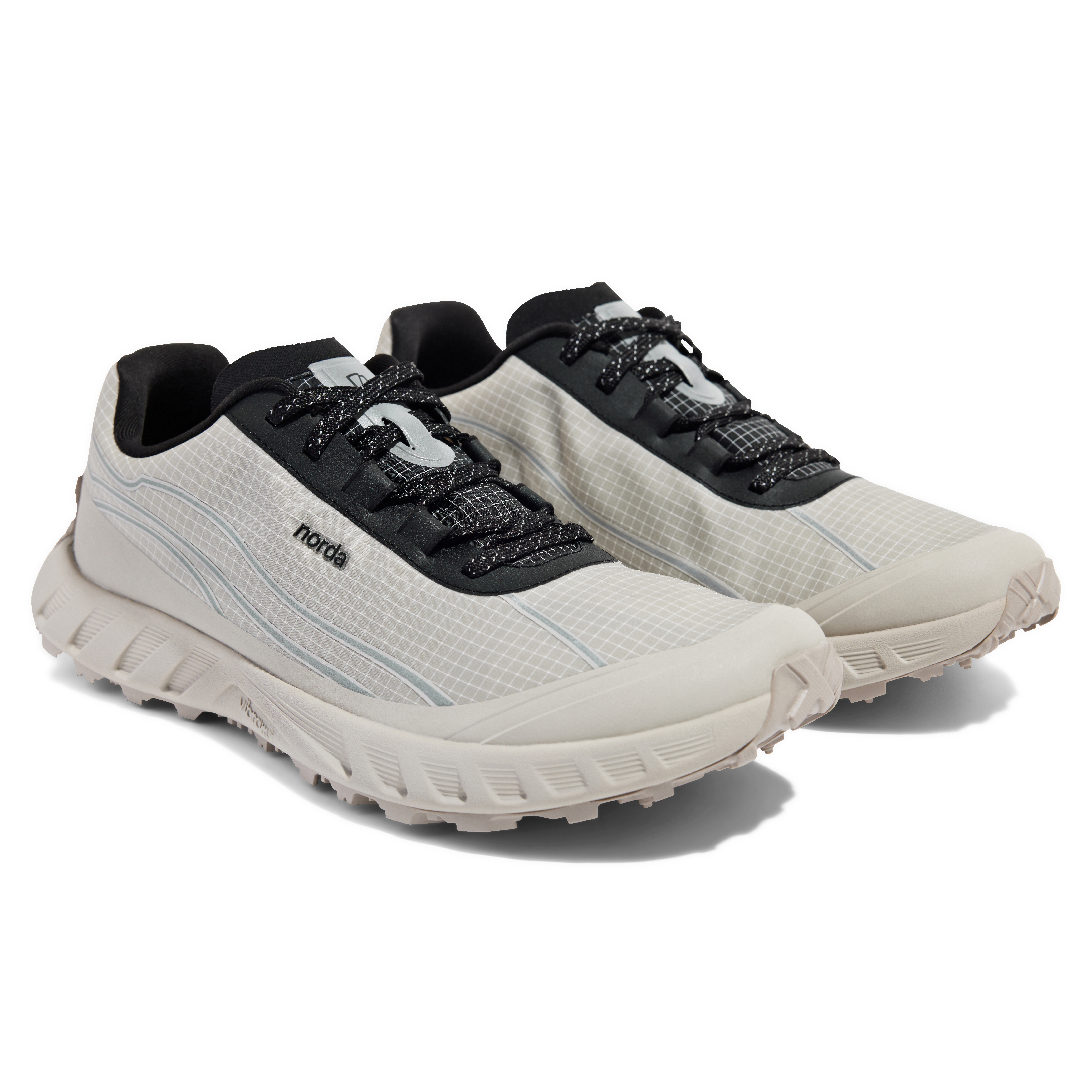 Norda 002 Trail Running Sneaker - Cinder | Performance