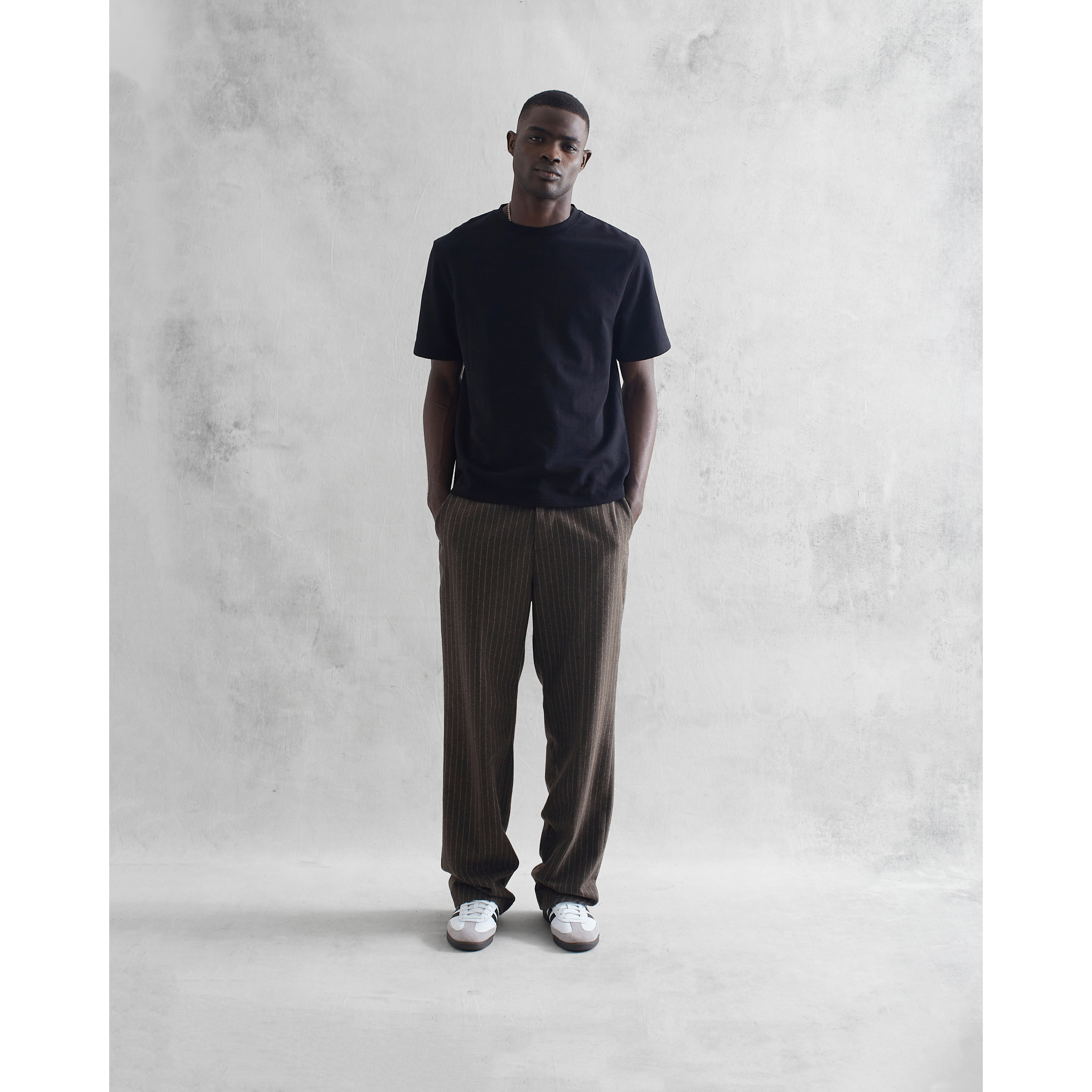 Wax London Dean Boxy Relaxed T-Shirt - Black | T-Shirts